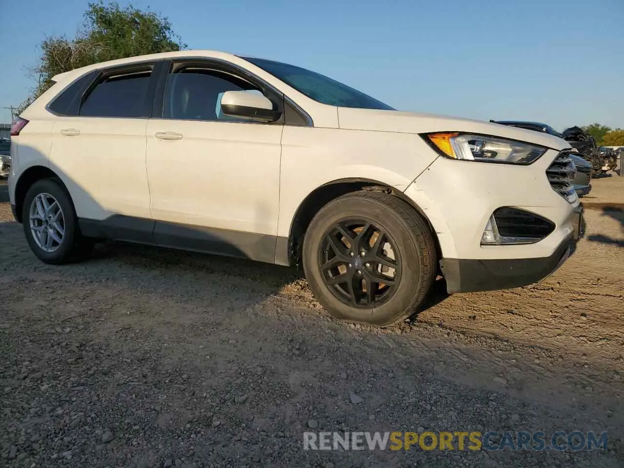 4 Photograph of a damaged car 2FMPK3J95MBA47774 FORD EDGE 2021