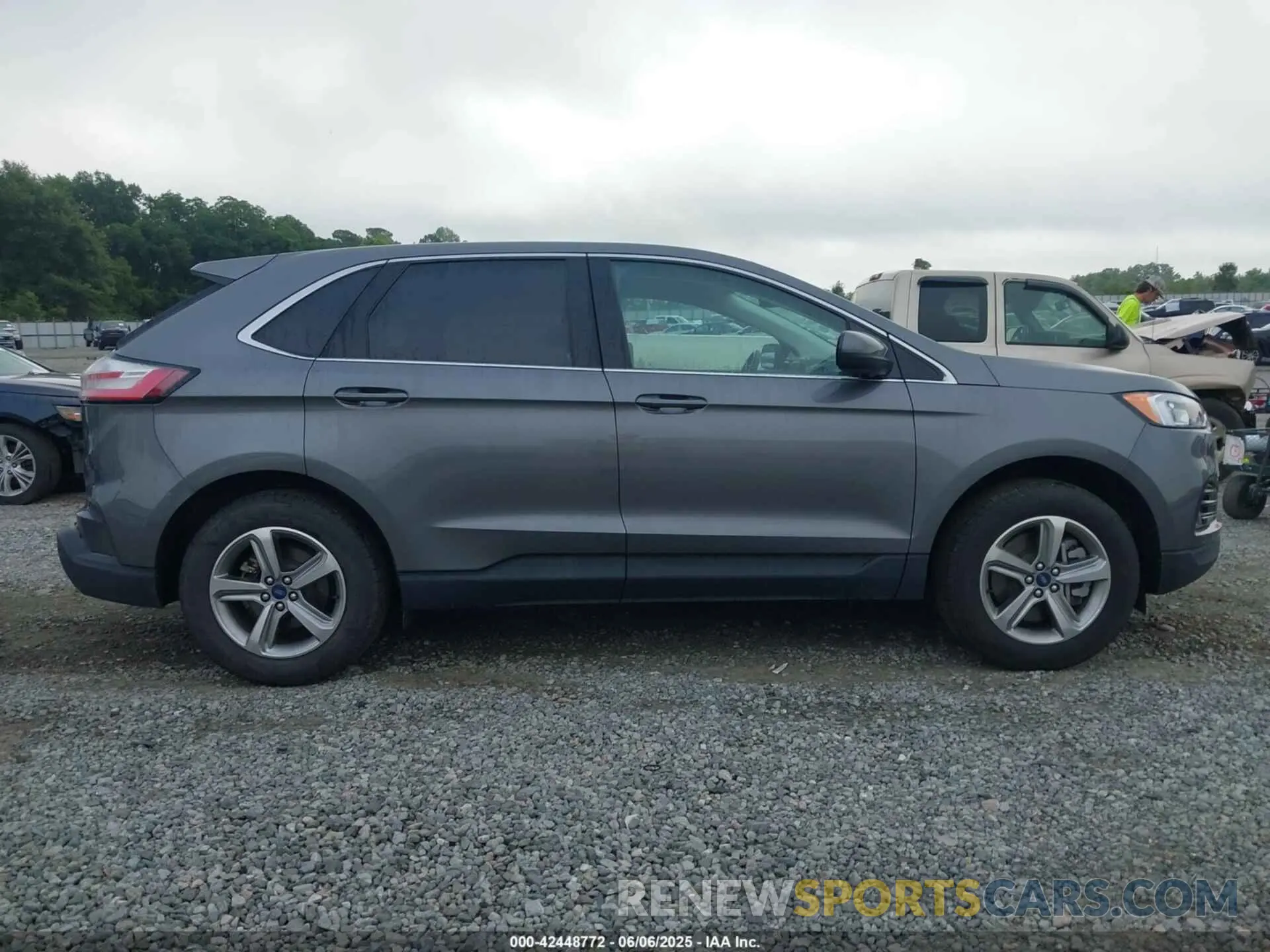 13 Photograph of a damaged car 2FMPK3J95MBA59830 FORD EDGE 2021