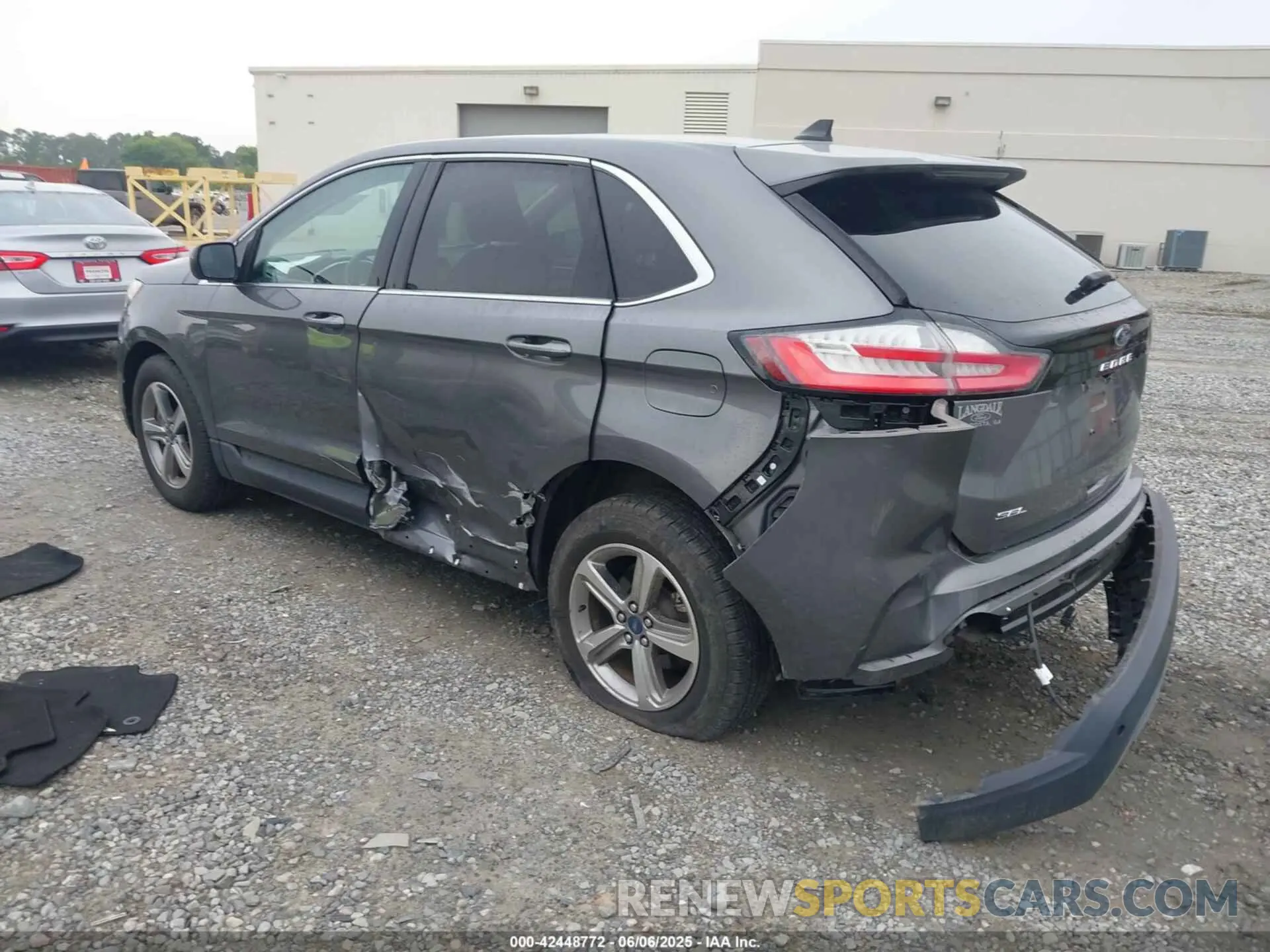 3 Photograph of a damaged car 2FMPK3J95MBA59830 FORD EDGE 2021
