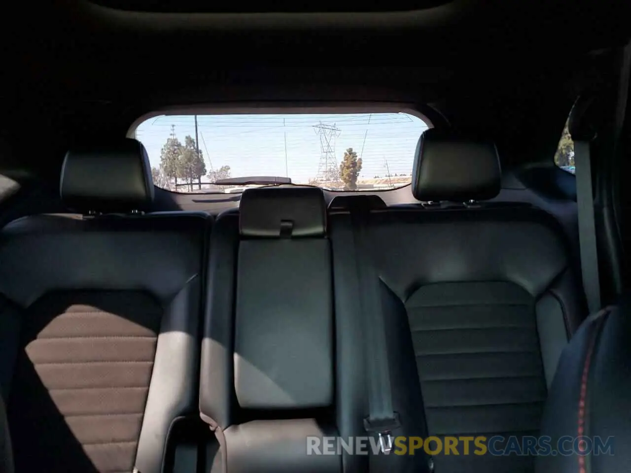 10 Photograph of a damaged car 2FMPK3J96MBA03198 FORD EDGE 2021