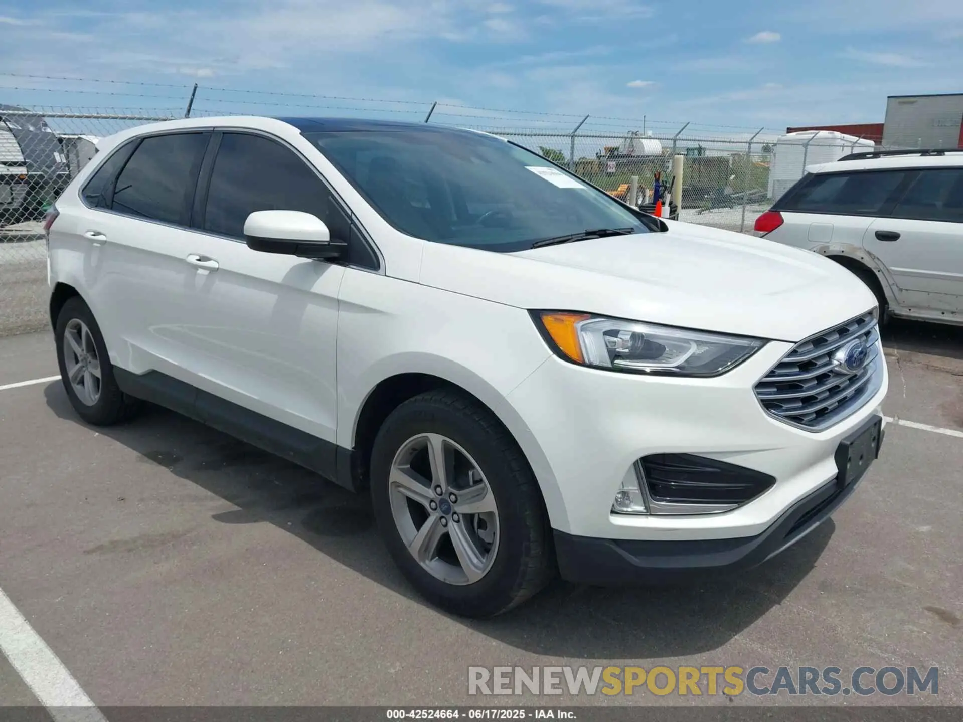 1 Photograph of a damaged car 2FMPK3J98MBA43198 FORD EDGE 2021