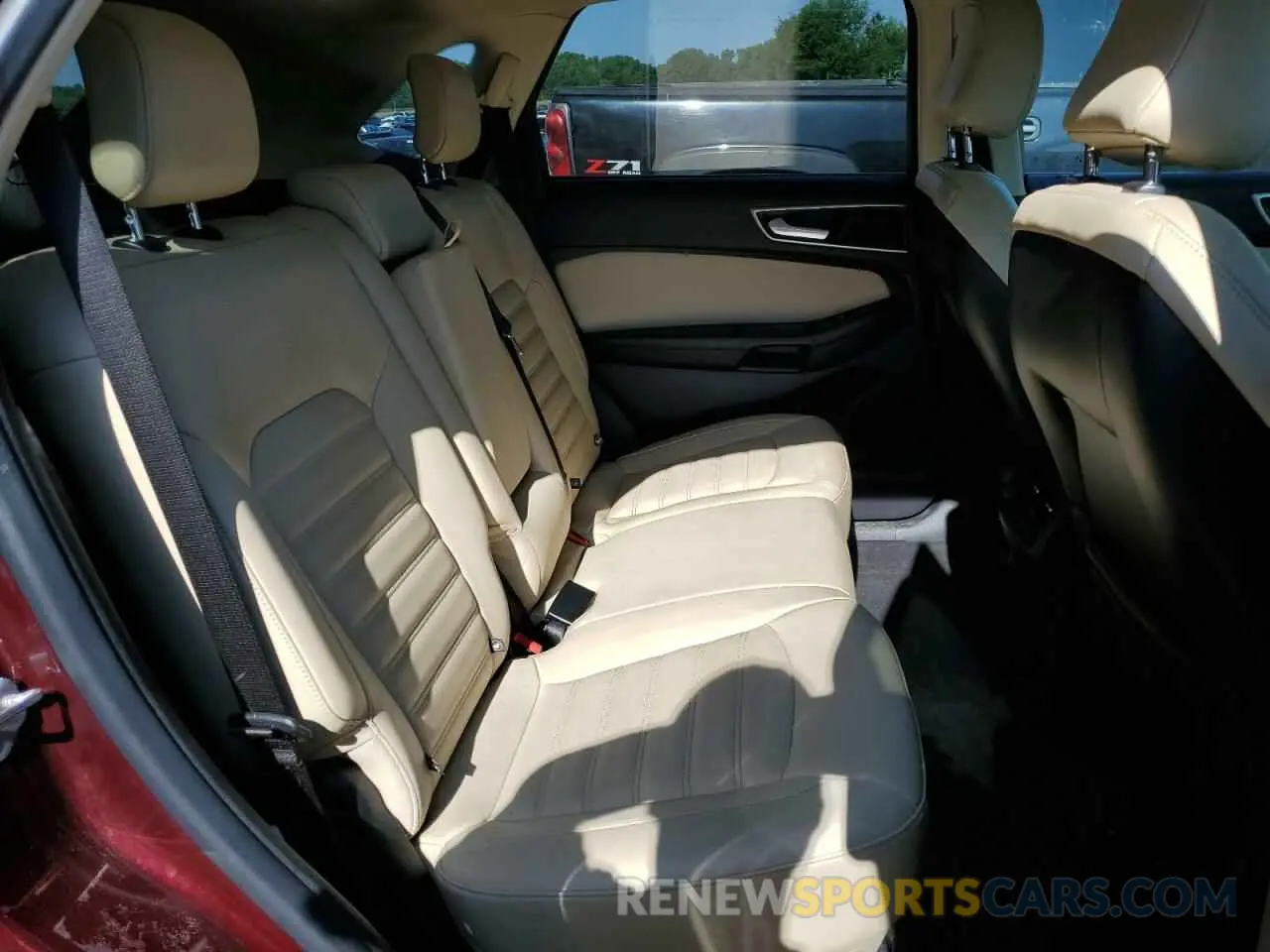 11 Photograph of a damaged car 2FMPK3J99MBA21789 FORD EDGE 2021