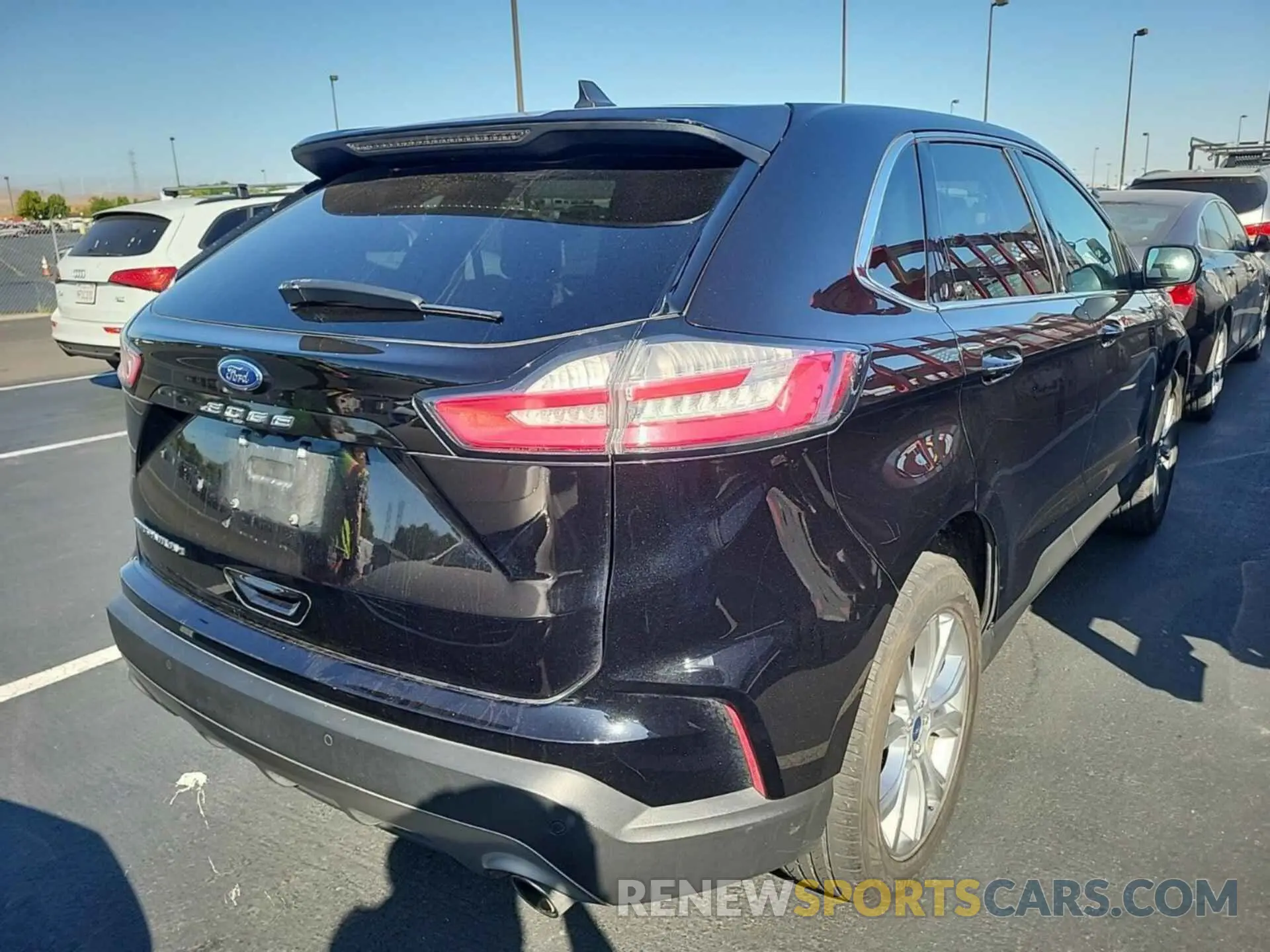 24 Photograph of a damaged car 2FMPK3K90MBA50306 FORD EDGE 2021