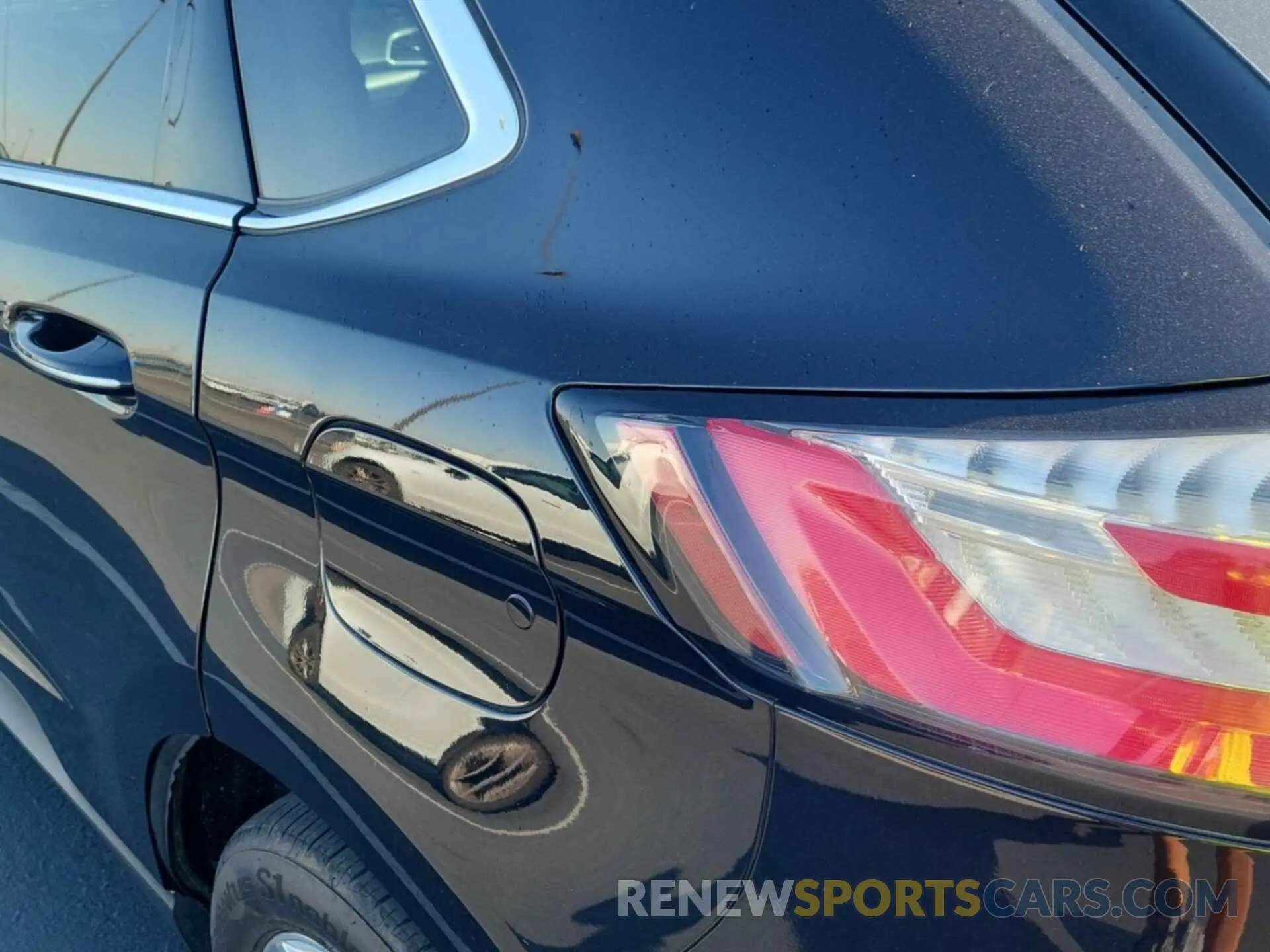 9 Photograph of a damaged car 2FMPK3K90MBA50306 FORD EDGE 2021