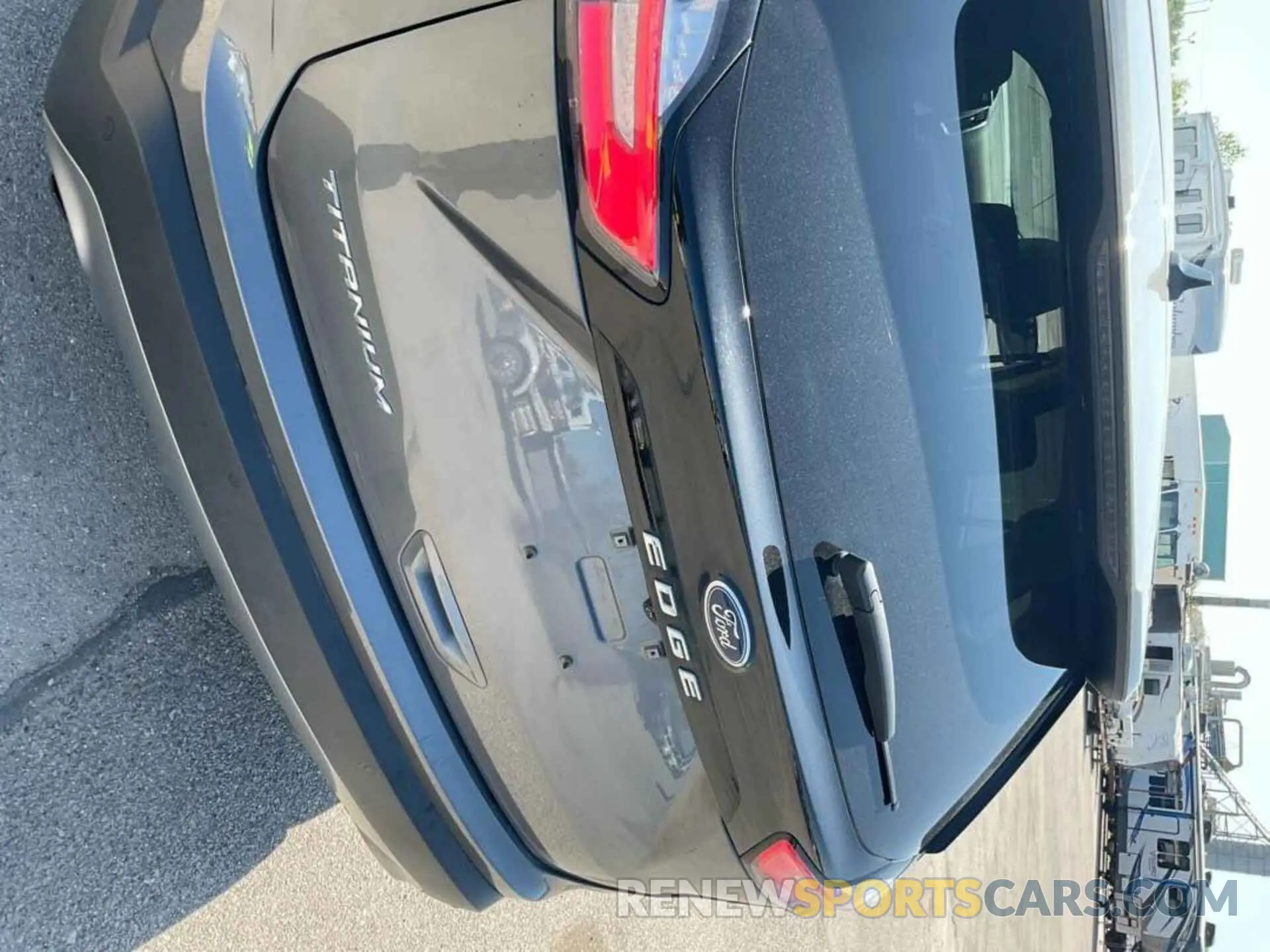 28 Photograph of a damaged car 2FMPK3K93MBA50445 FORD EDGE 2021