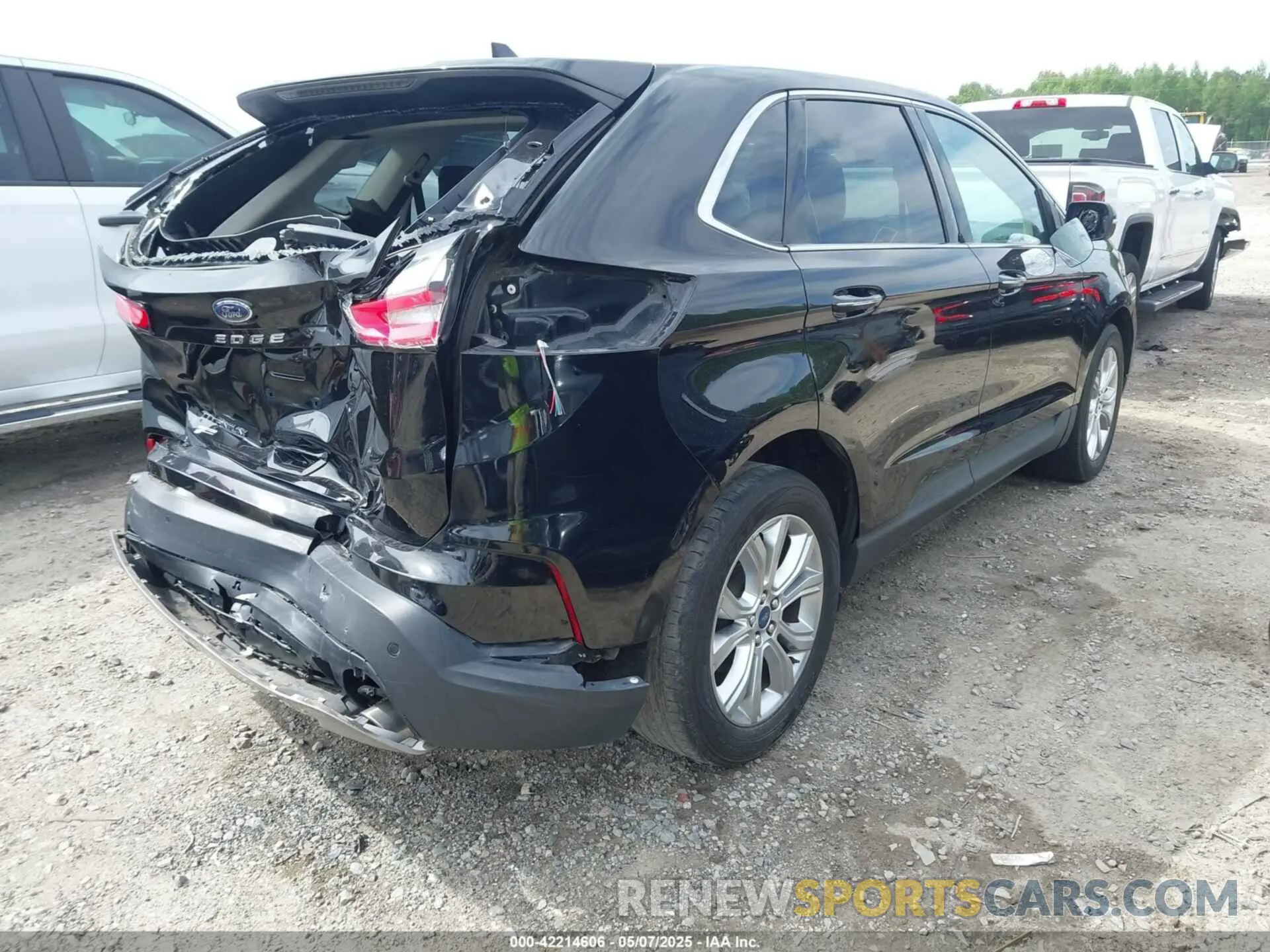 4 Photograph of a damaged car 2FMPK3K99MBA16882 FORD EDGE 2021