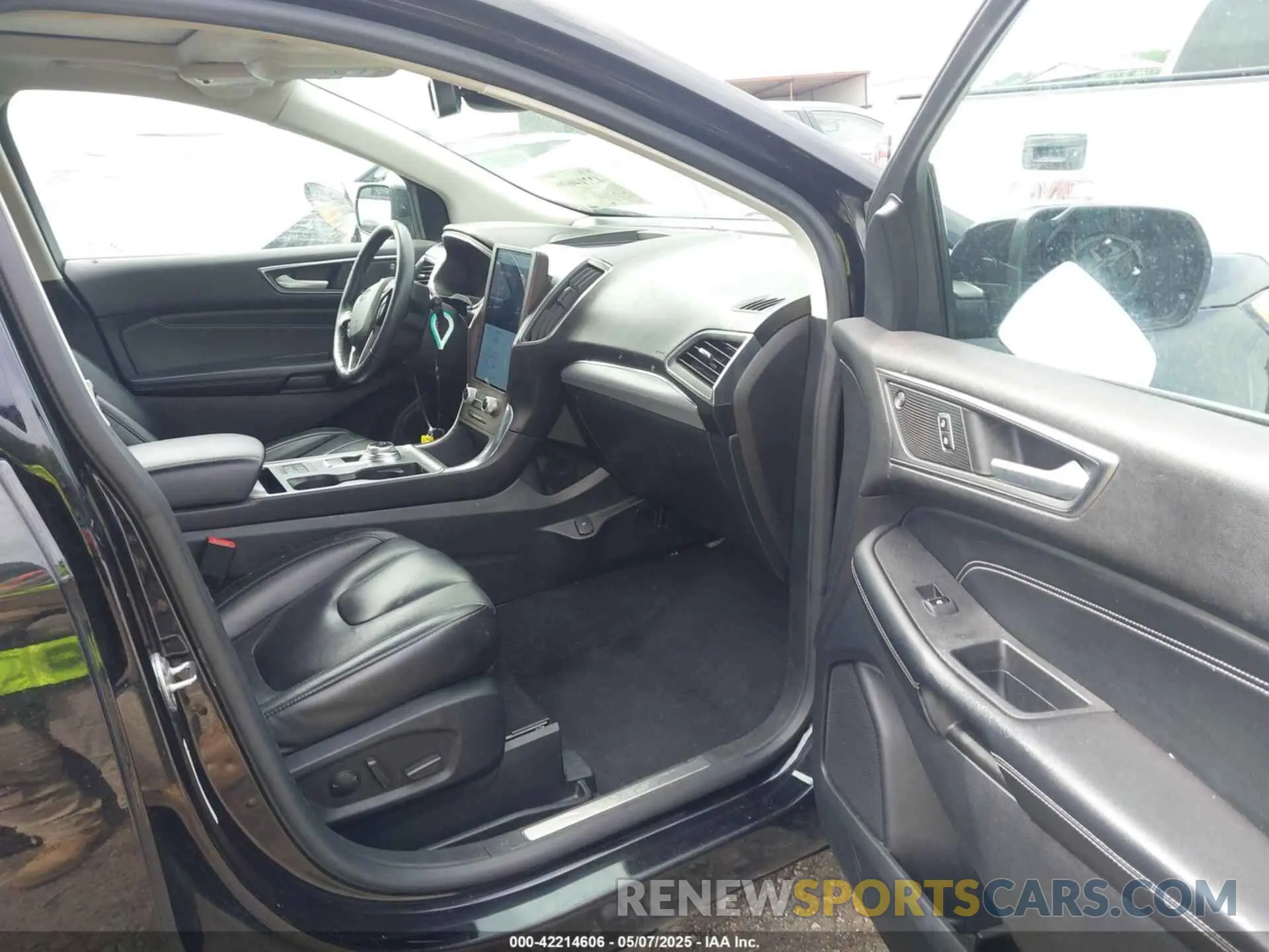5 Photograph of a damaged car 2FMPK3K99MBA16882 FORD EDGE 2021