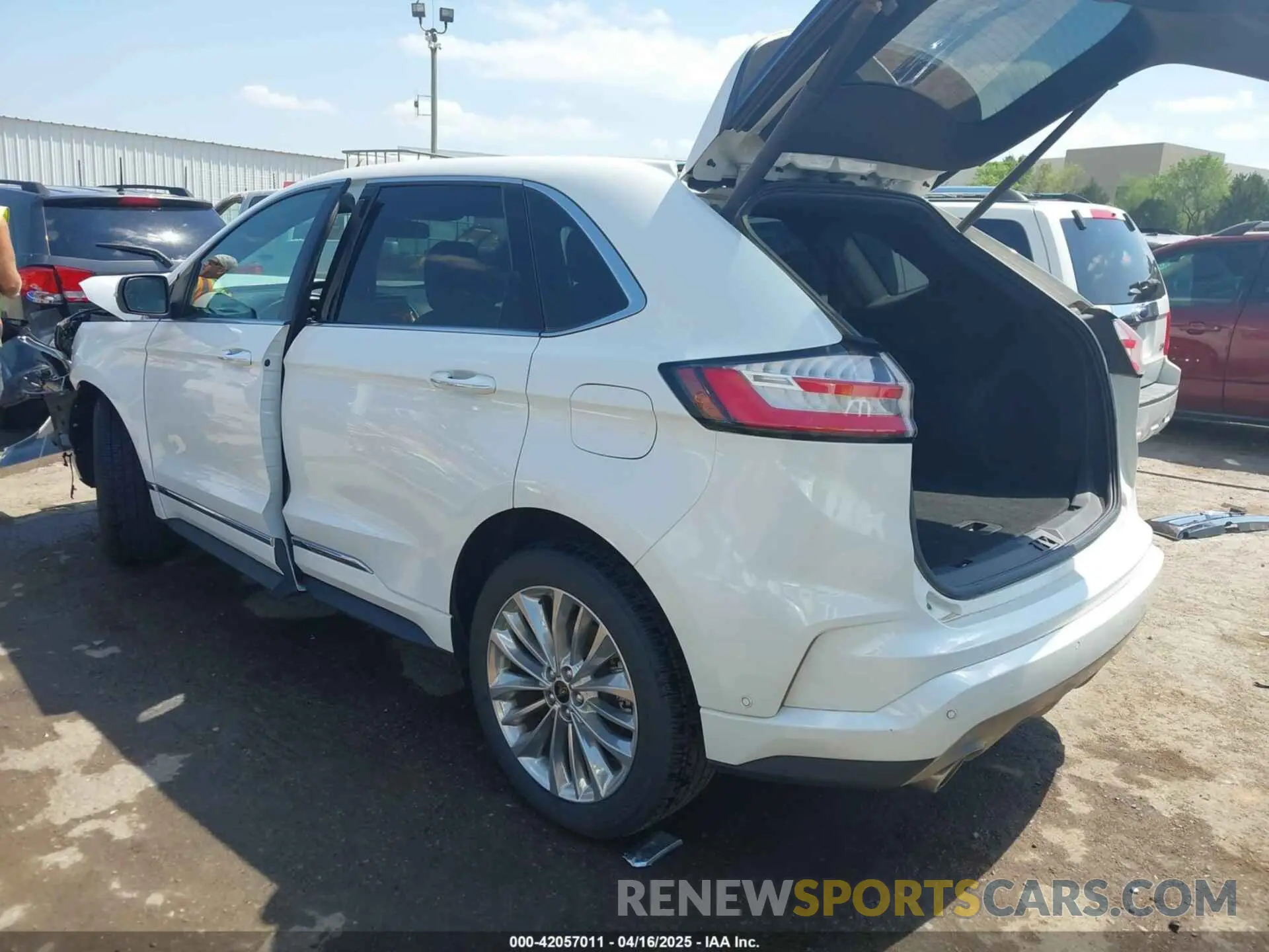 3 Photograph of a damaged car 2FMPK3K99MBA58033 FORD EDGE 2021