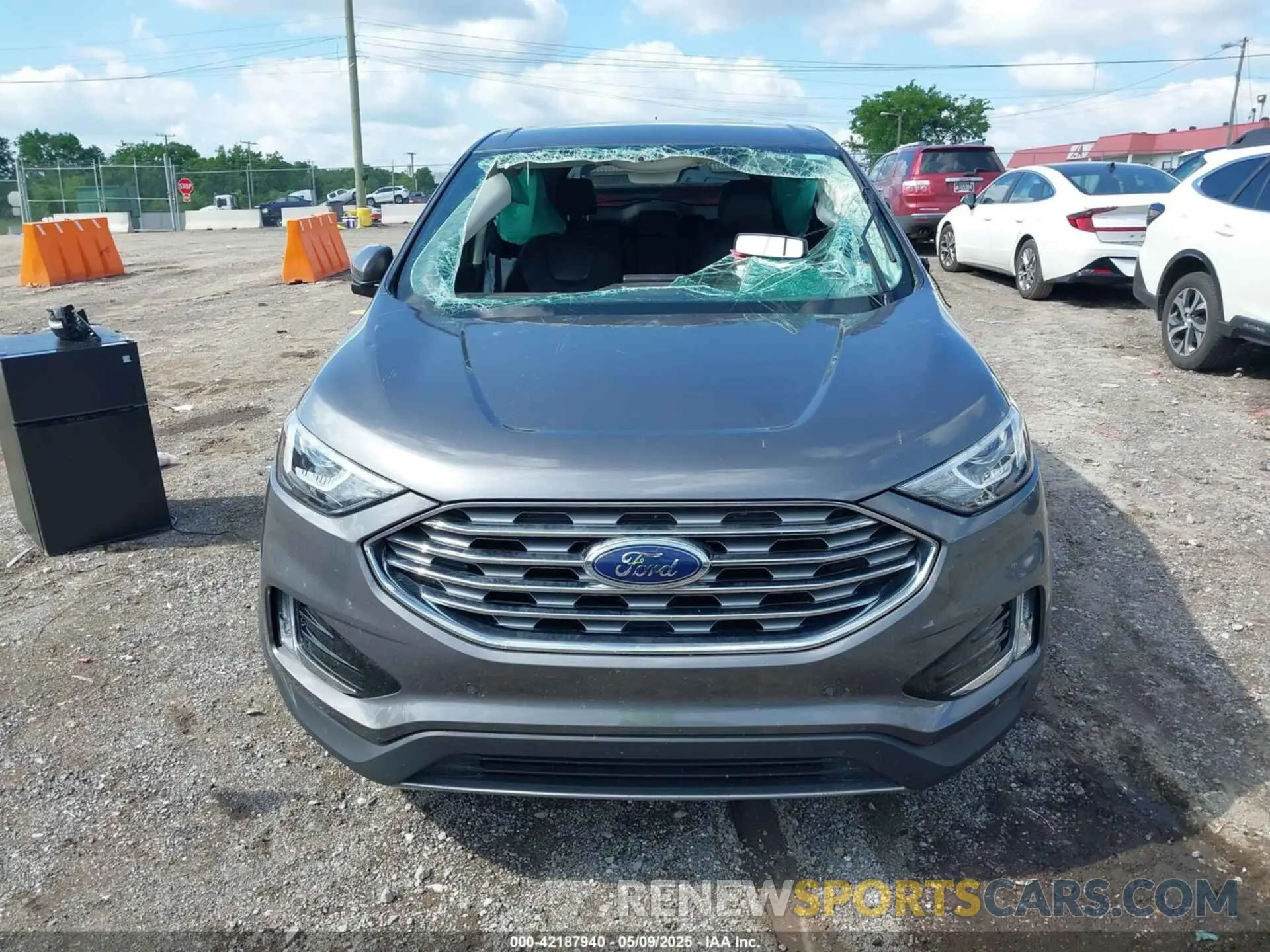12 Photograph of a damaged car 2FMPK3K9XMBA21766 FORD EDGE 2021