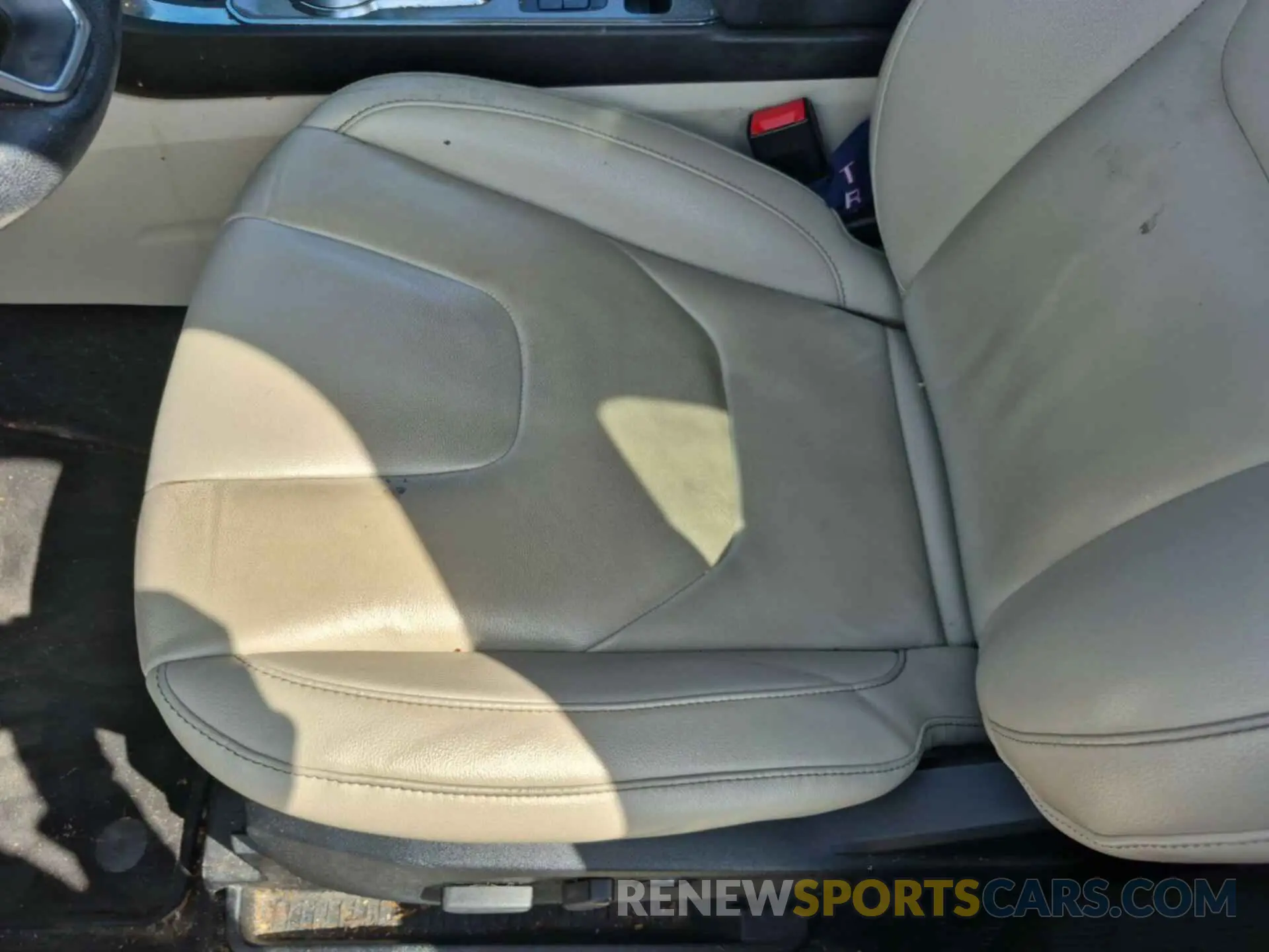 24 Photograph of a damaged car 2FMPK3K9XMBA50703 FORD EDGE 2021