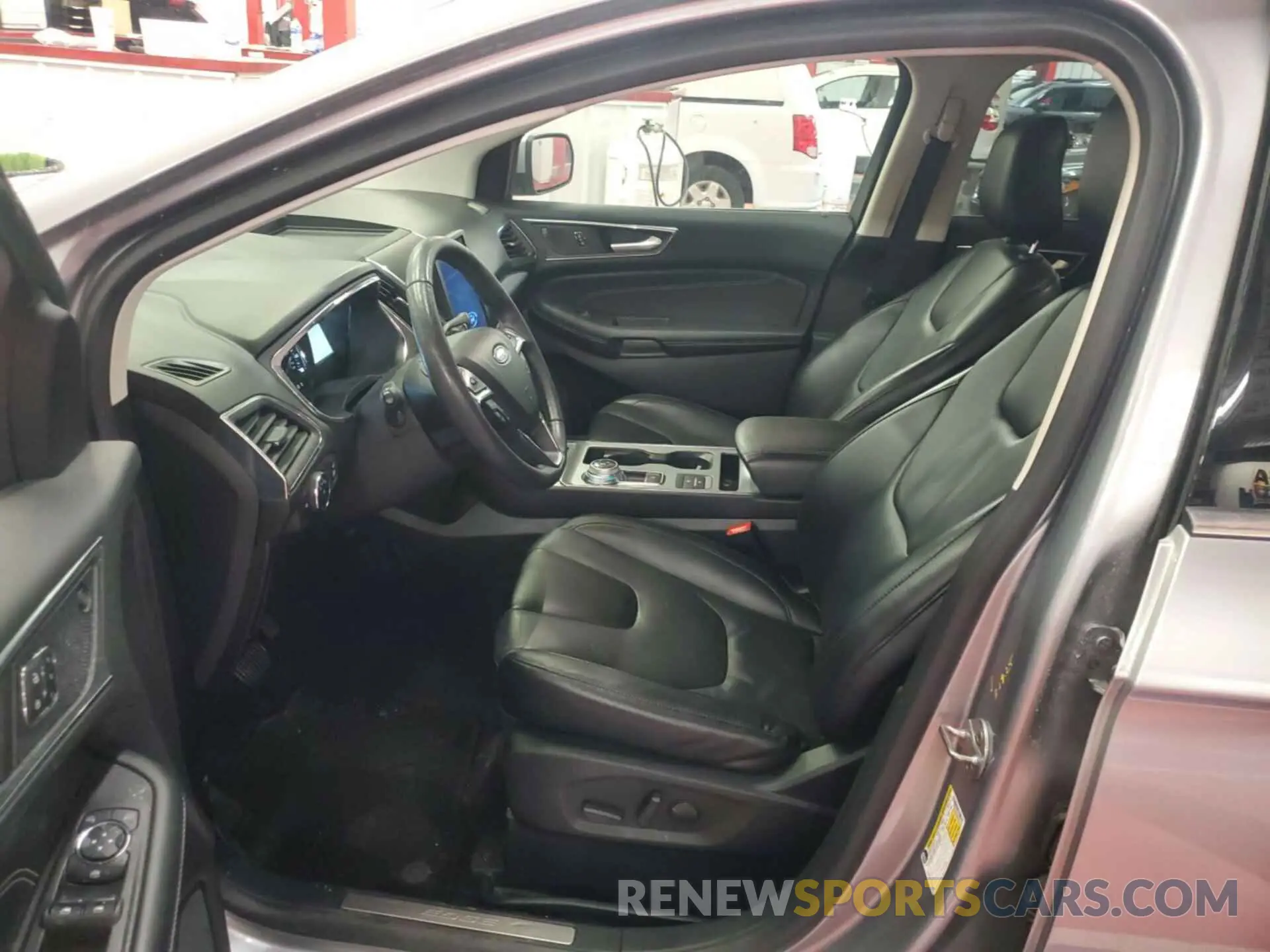 22 Photograph of a damaged car 2FMPK3K9XMBA51303 FORD EDGE 2021