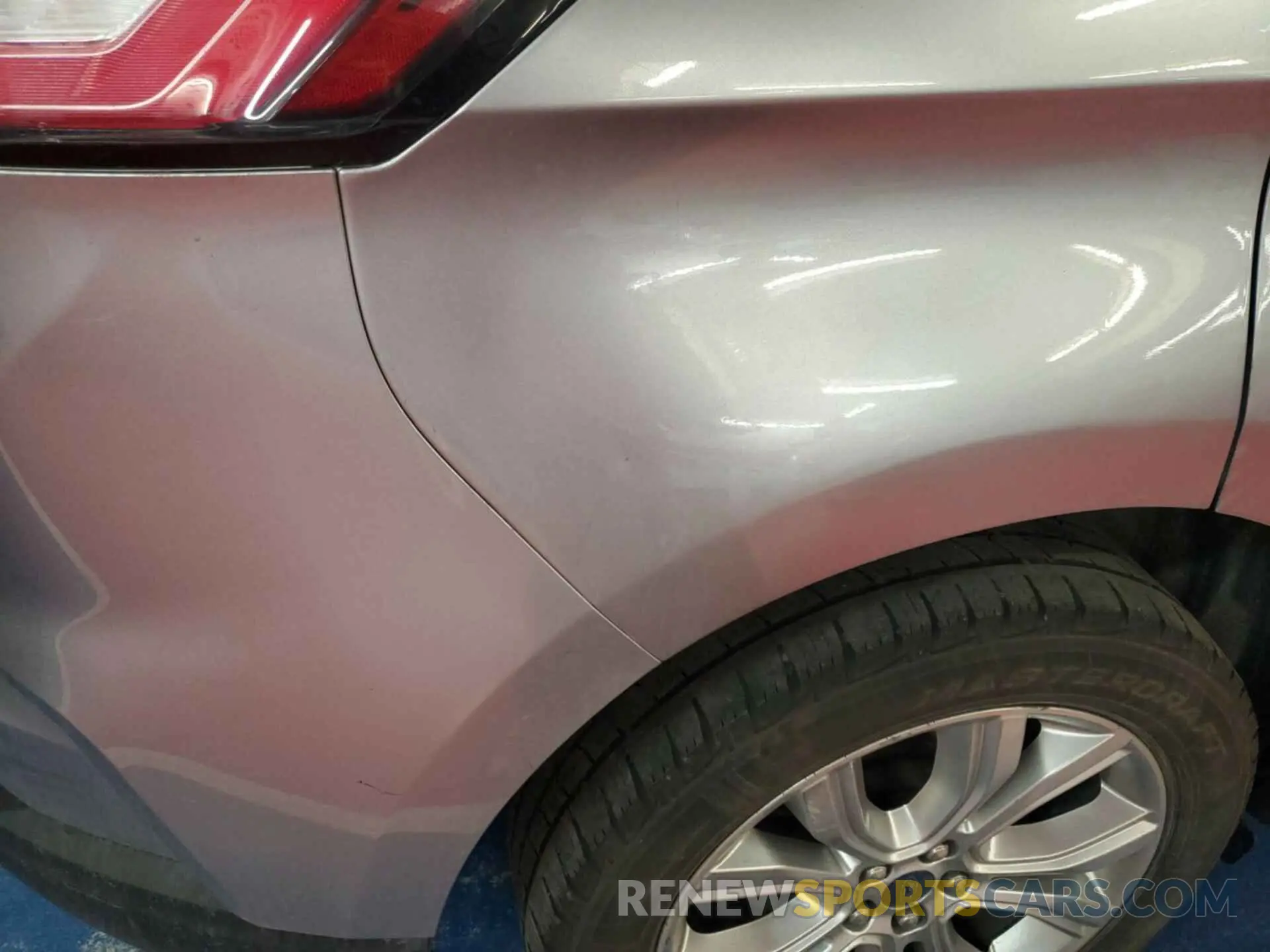 25 Photograph of a damaged car 2FMPK3K9XMBA51303 FORD EDGE 2021