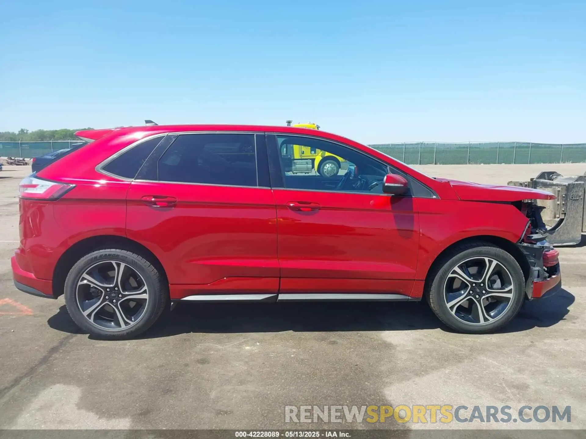 13 Photograph of a damaged car 2FMPK4AP2MBA05275 FORD EDGE 2021