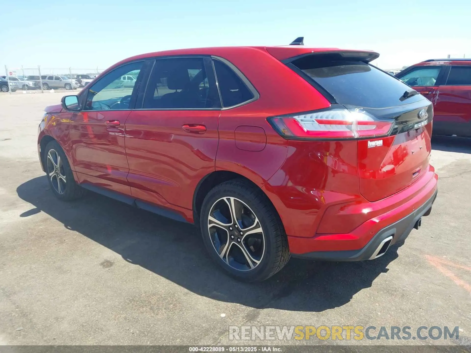 3 Photograph of a damaged car 2FMPK4AP2MBA05275 FORD EDGE 2021