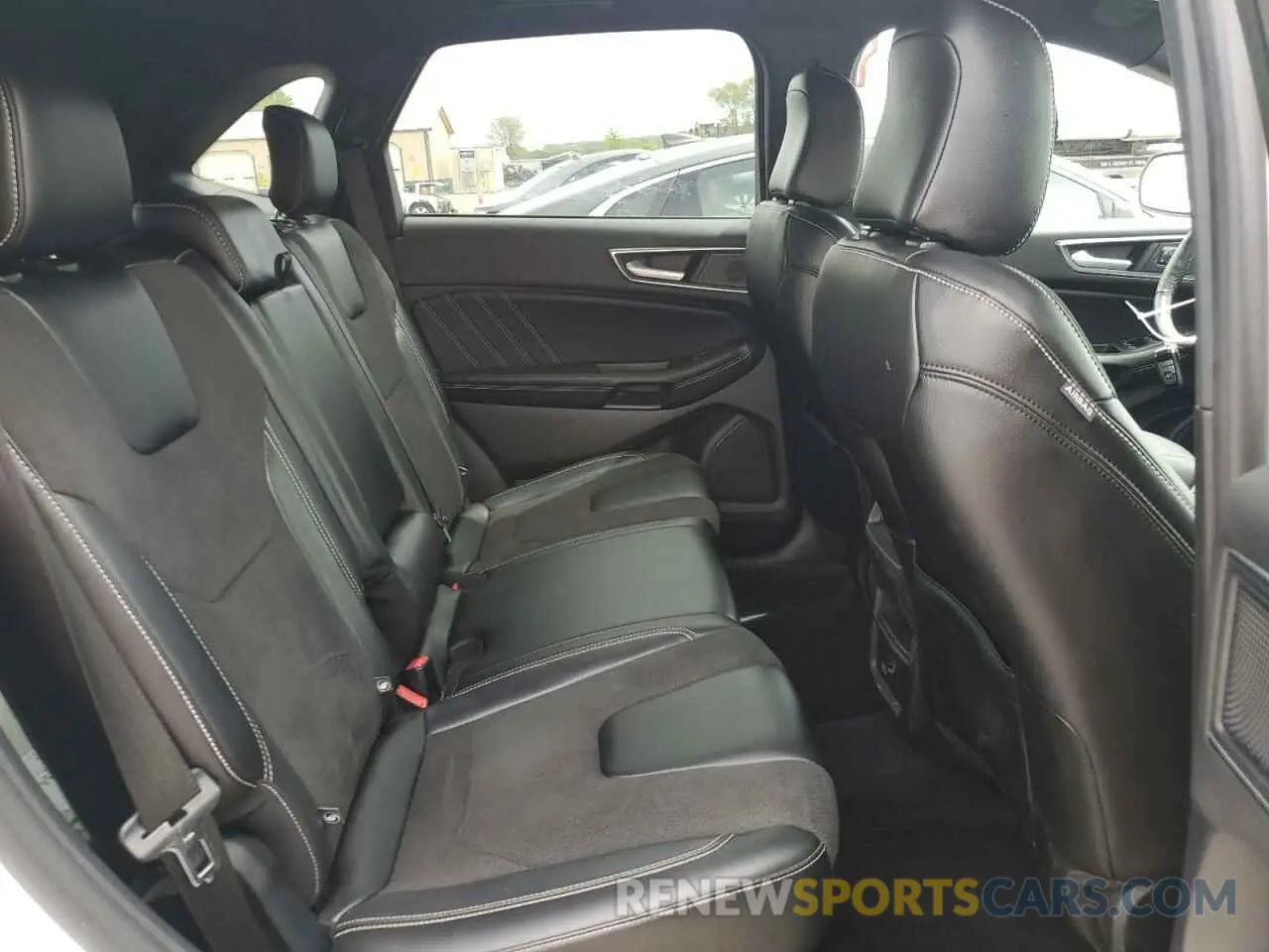 11 Photograph of a damaged car 2FMPK4AP7MBA61471 FORD EDGE 2021