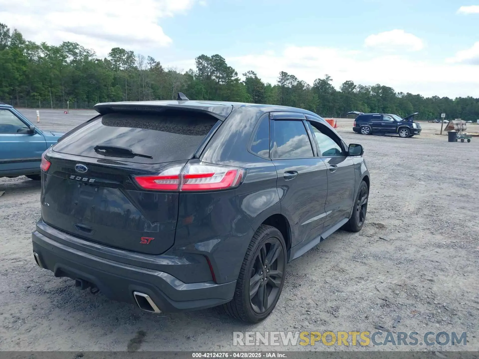 4 Photograph of a damaged car 2FMPK4AP9MBA10733 FORD EDGE 2021