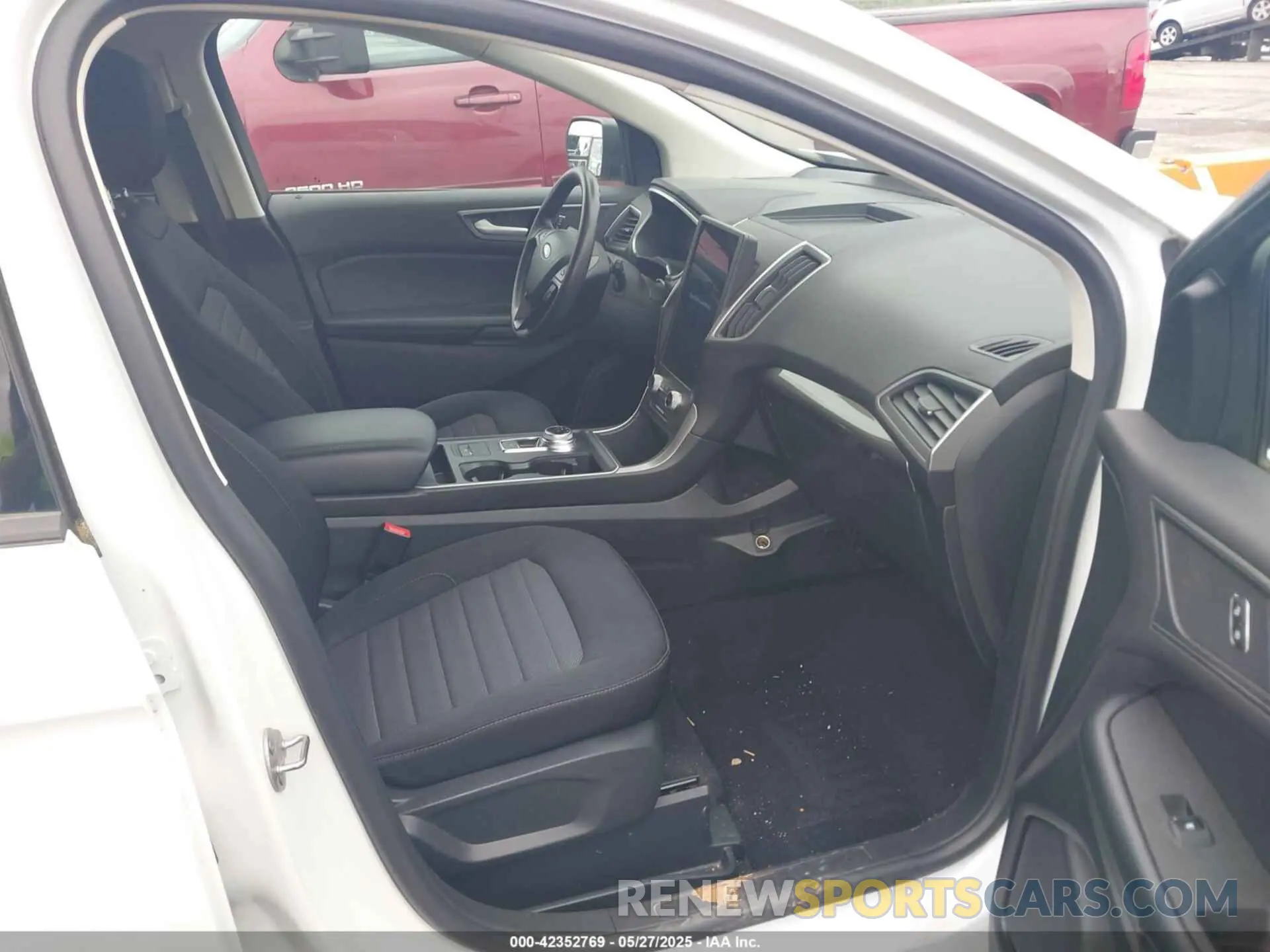 5 Photograph of a damaged car 2FMPK4G93MBA53635 FORD EDGE 2021