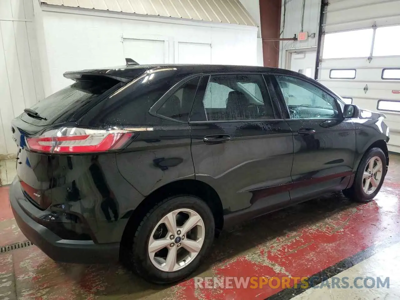3 Photograph of a damaged car 2FMPK4G94MBA51277 FORD EDGE 2021