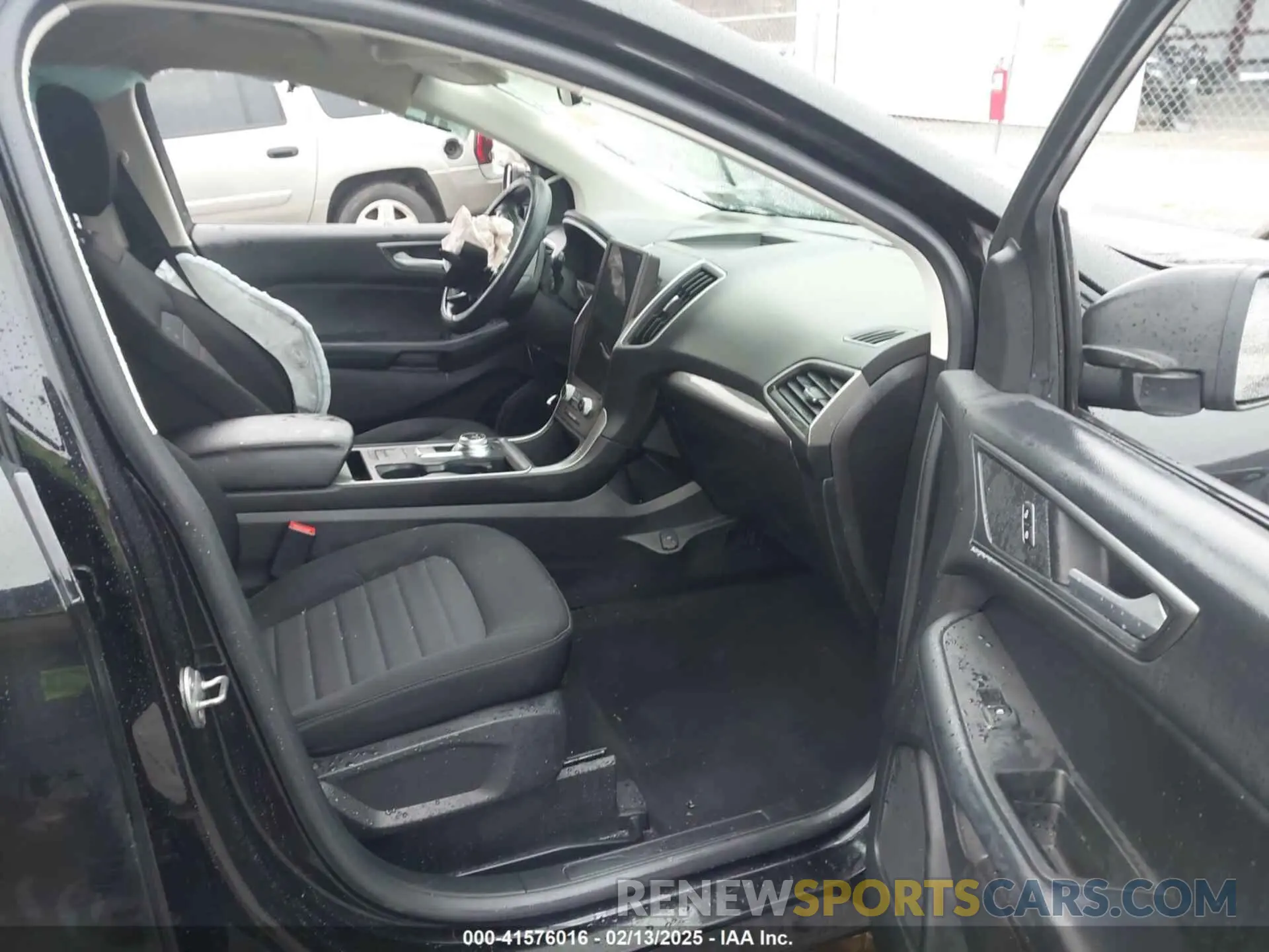 5 Photograph of a damaged car 2FMPK4G99MBA22681 FORD EDGE 2021