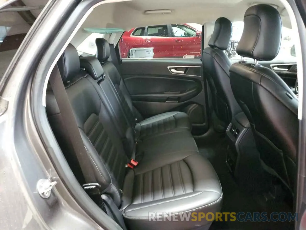 11 Photograph of a damaged car 2FMPK4J90MBA02554 FORD EDGE 2021