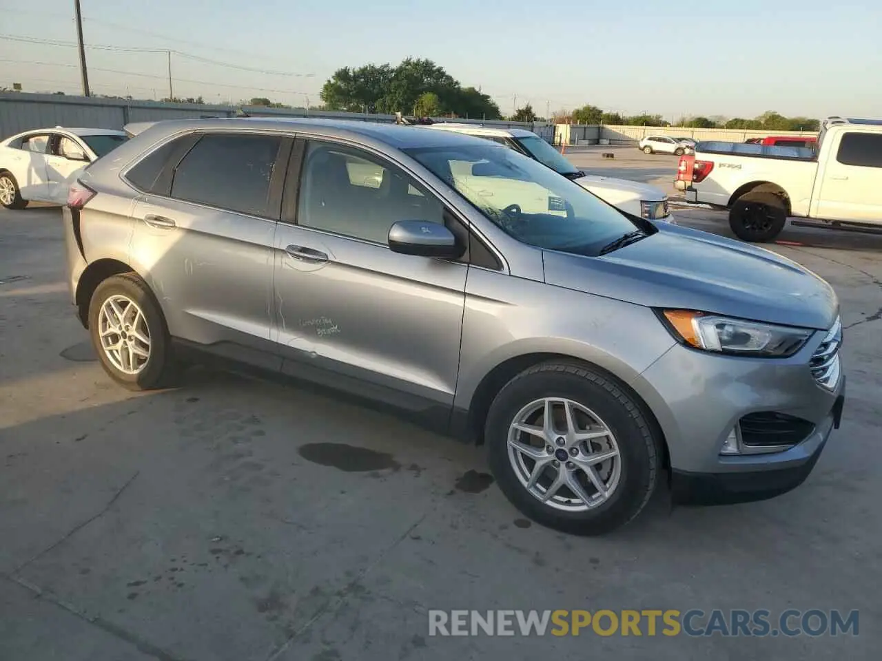 4 Photograph of a damaged car 2FMPK4J90MBA40902 FORD EDGE 2021