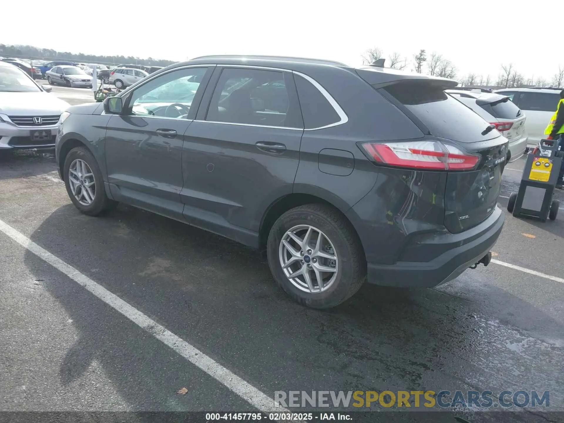 3 Photograph of a damaged car 2FMPK4J91MBA43484 FORD EDGE 2021
