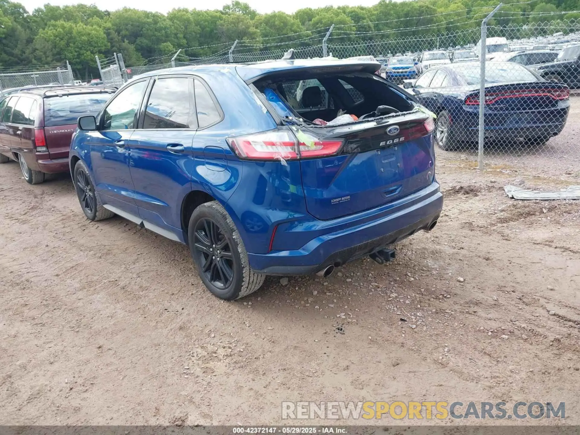 3 Photograph of a damaged car 2FMPK4J91MBA52346 FORD EDGE 2021