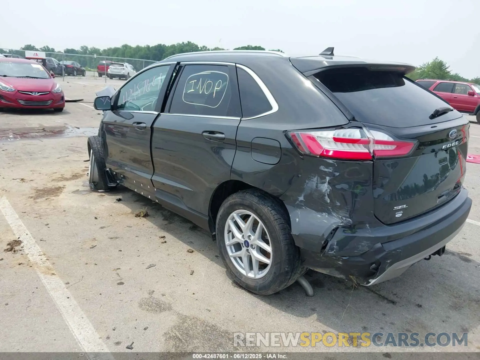 3 Photograph of a damaged car 2FMPK4J92MBA42425 FORD EDGE 2021