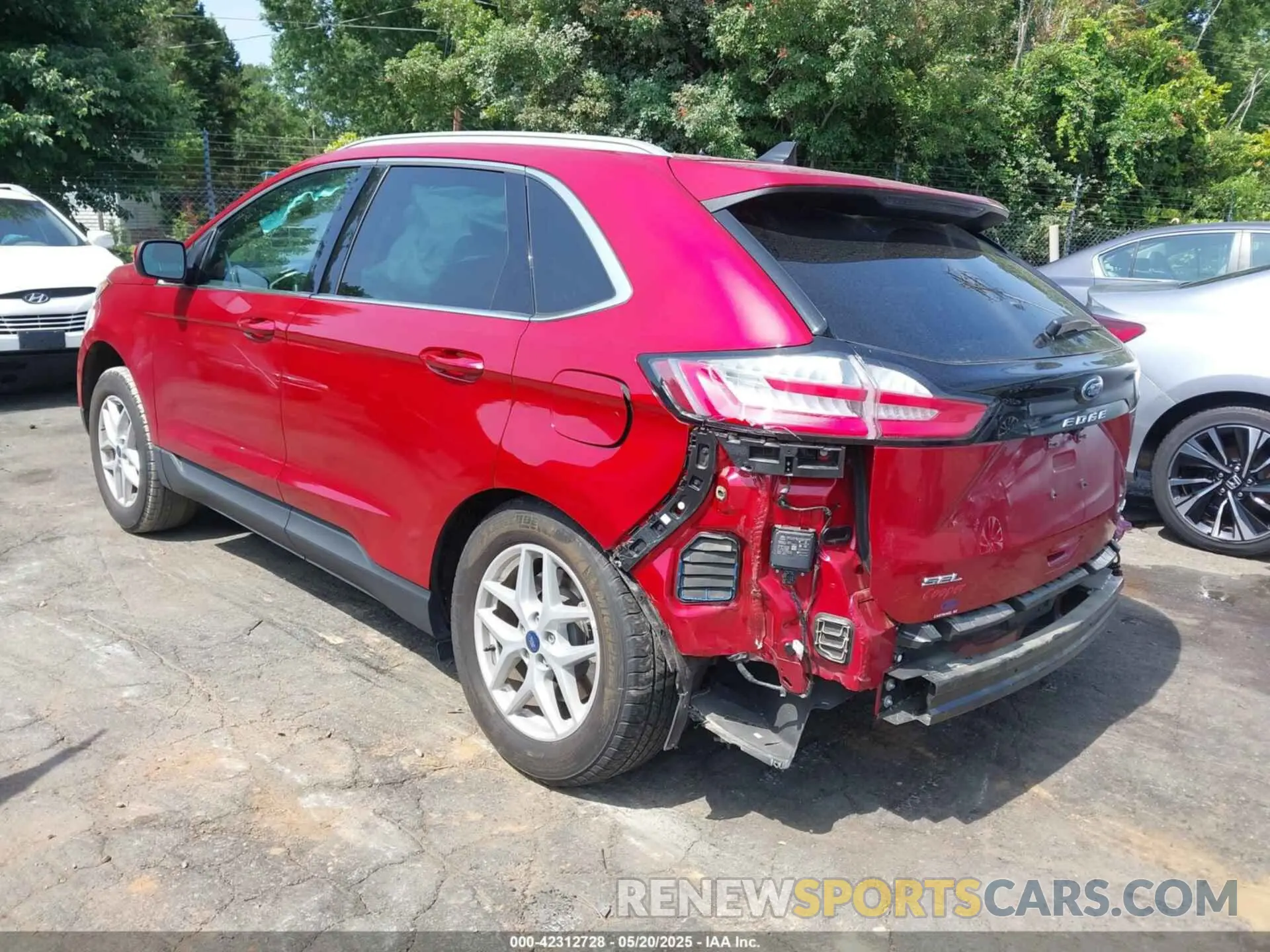 3 Photograph of a damaged car 2FMPK4J93MBA36567 FORD EDGE 2021
