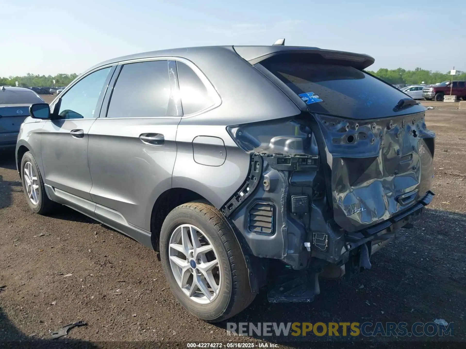 3 Photograph of a damaged car 2FMPK4J95MBA00329 FORD EDGE 2021