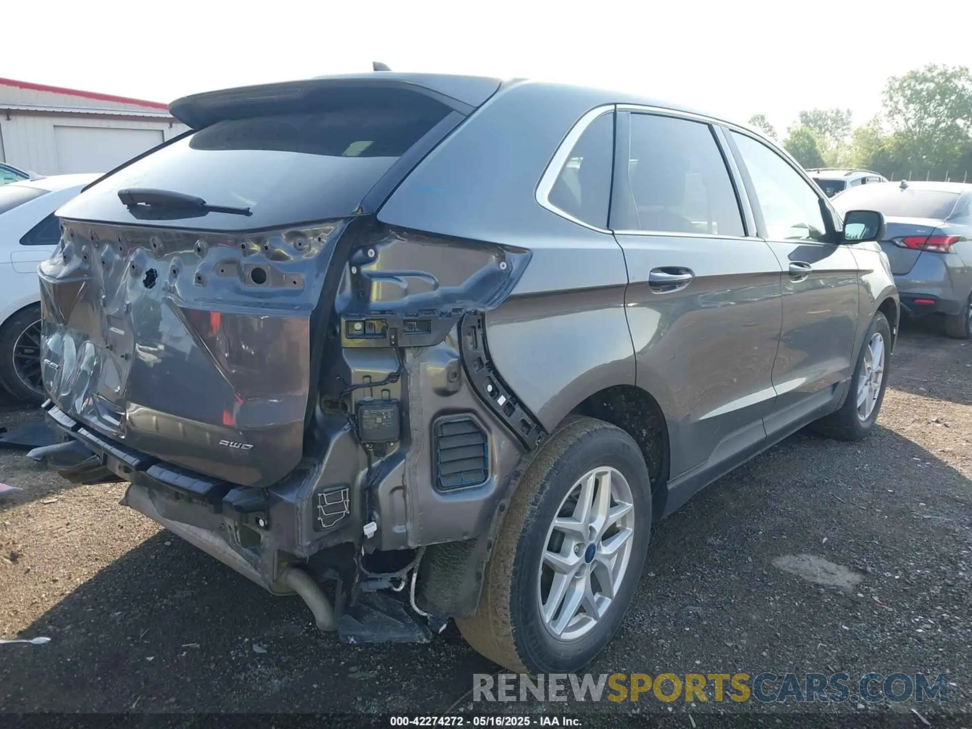 4 Photograph of a damaged car 2FMPK4J95MBA00329 FORD EDGE 2021