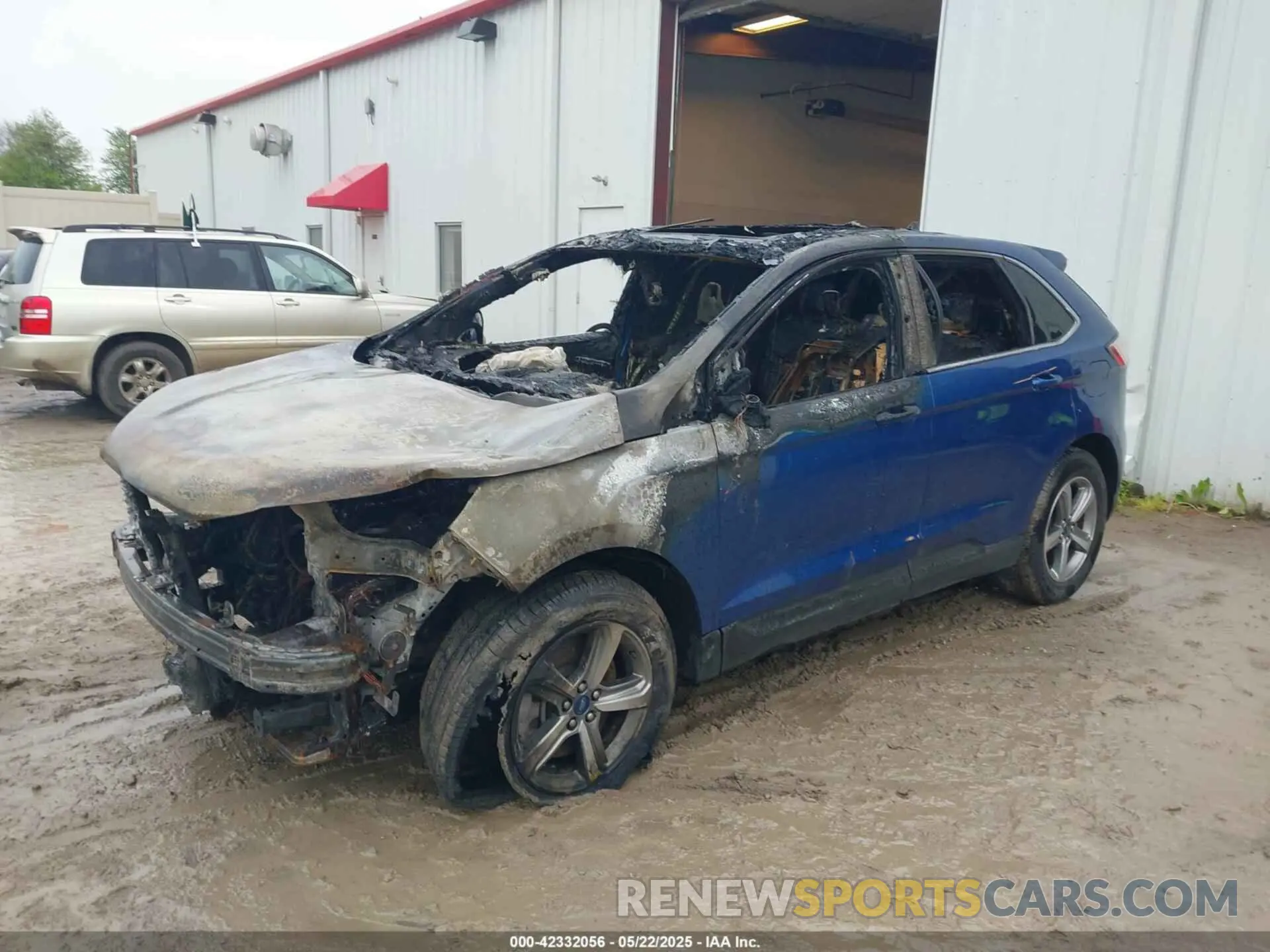 2 Photograph of a damaged car 2FMPK4J95MBA32780 FORD EDGE 2021