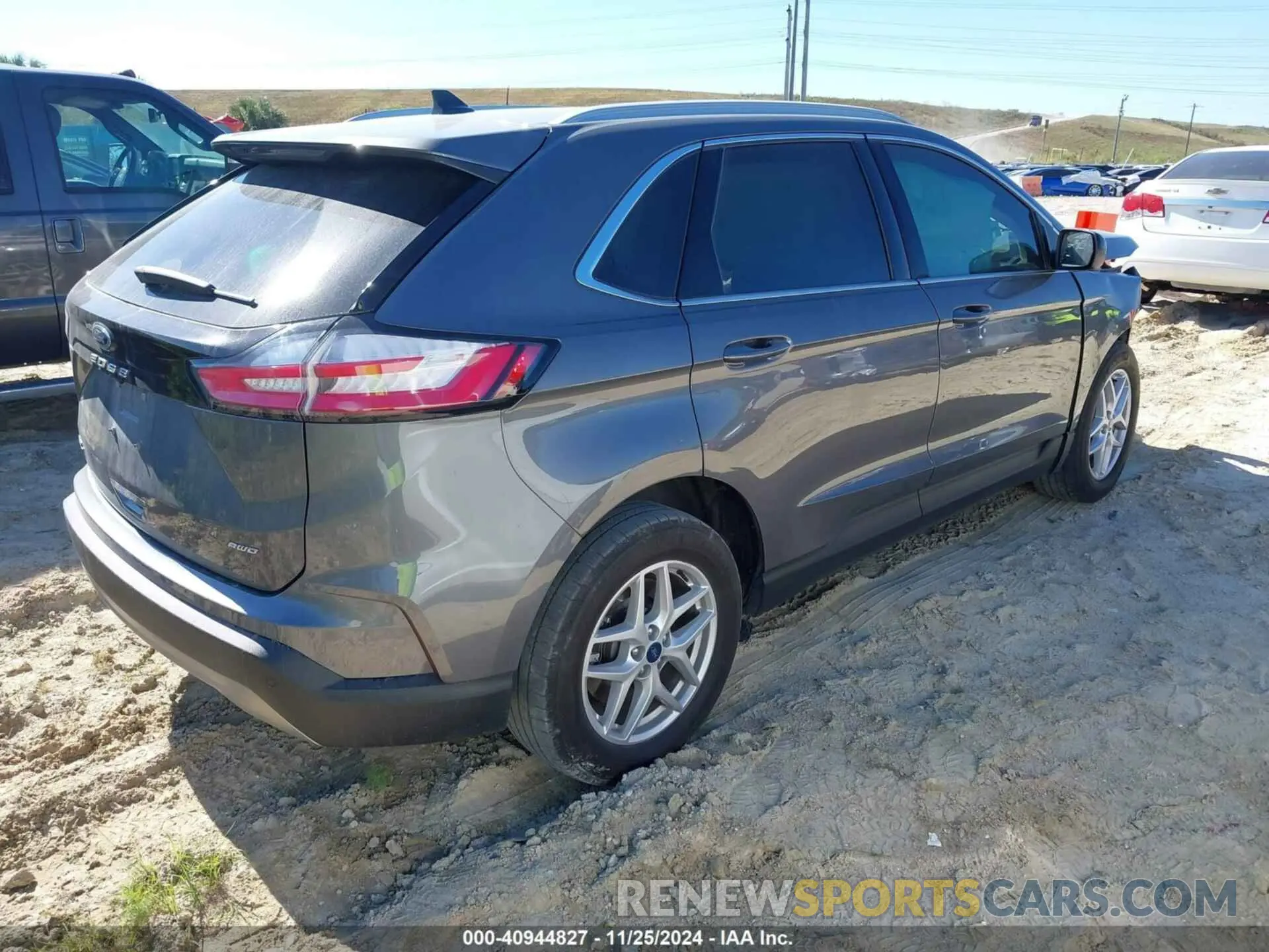 4 Photograph of a damaged car 2FMPK4J96MBA05670 FORD EDGE 2021