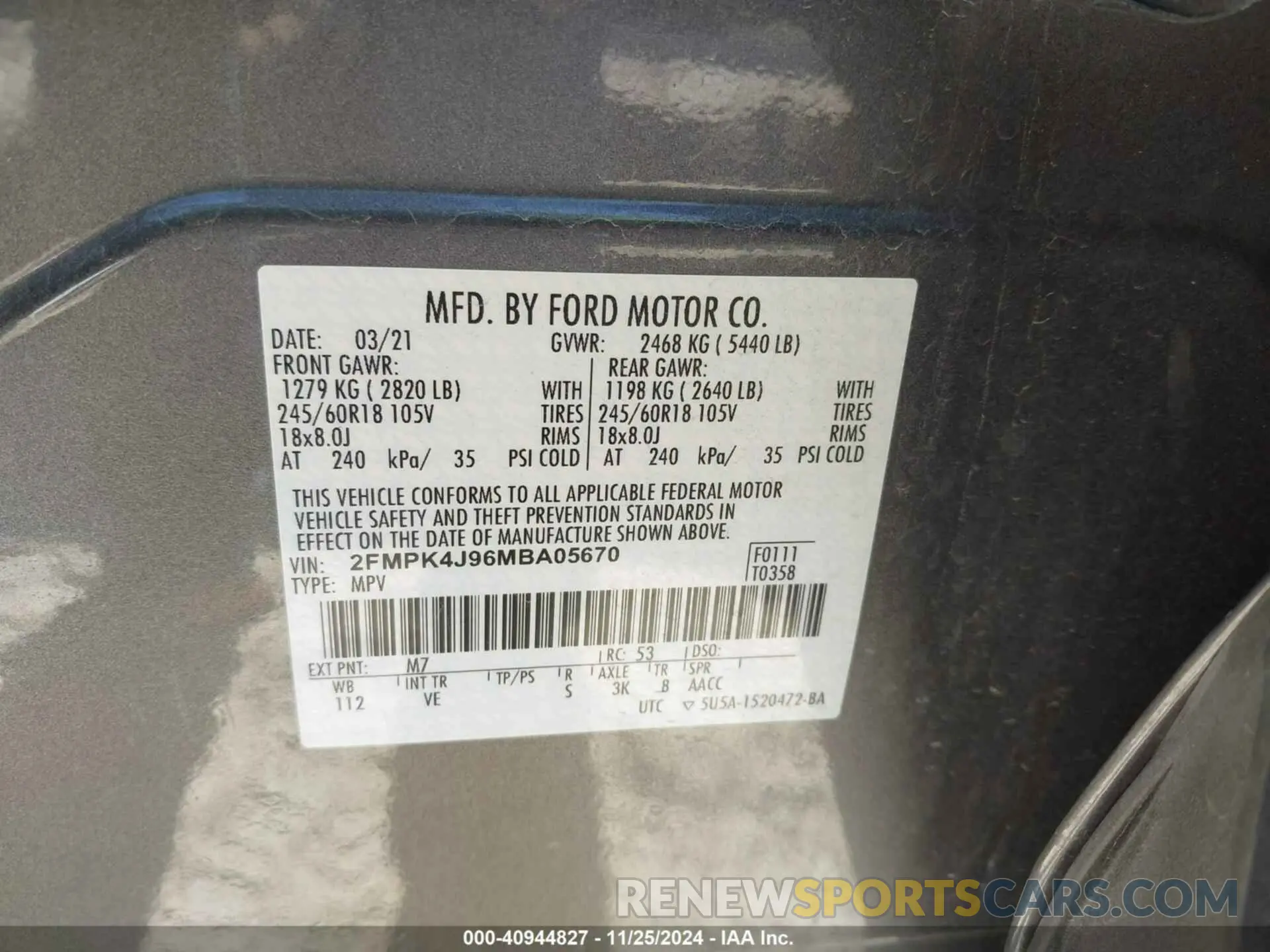 9 Photograph of a damaged car 2FMPK4J96MBA05670 FORD EDGE 2021
