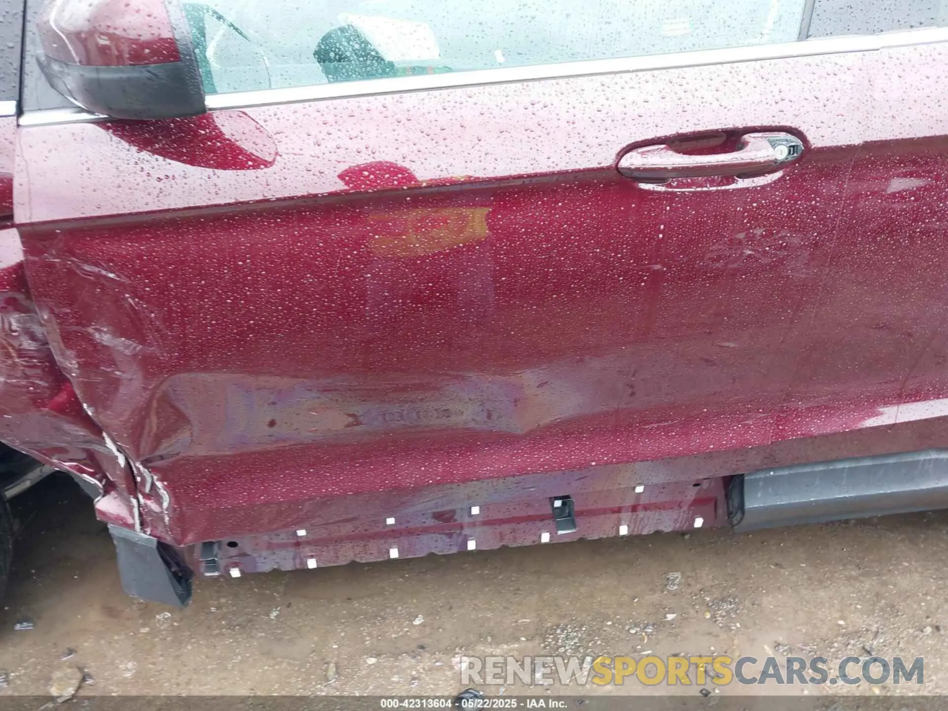 19 Photograph of a damaged car 2FMPK4J98MBA14239 FORD EDGE 2021