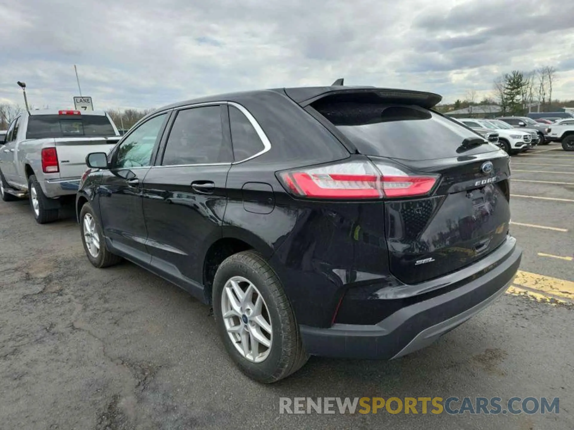 4 Photograph of a damaged car 2FMPK4J98MBA23488 FORD EDGE 2021