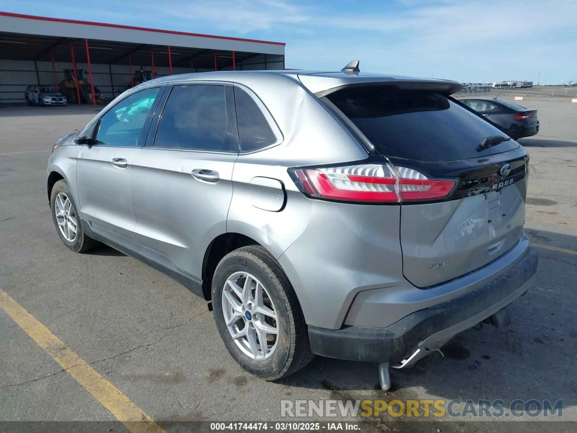 3 Photograph of a damaged car 2FMPK4J98MBA35592 FORD EDGE 2021
