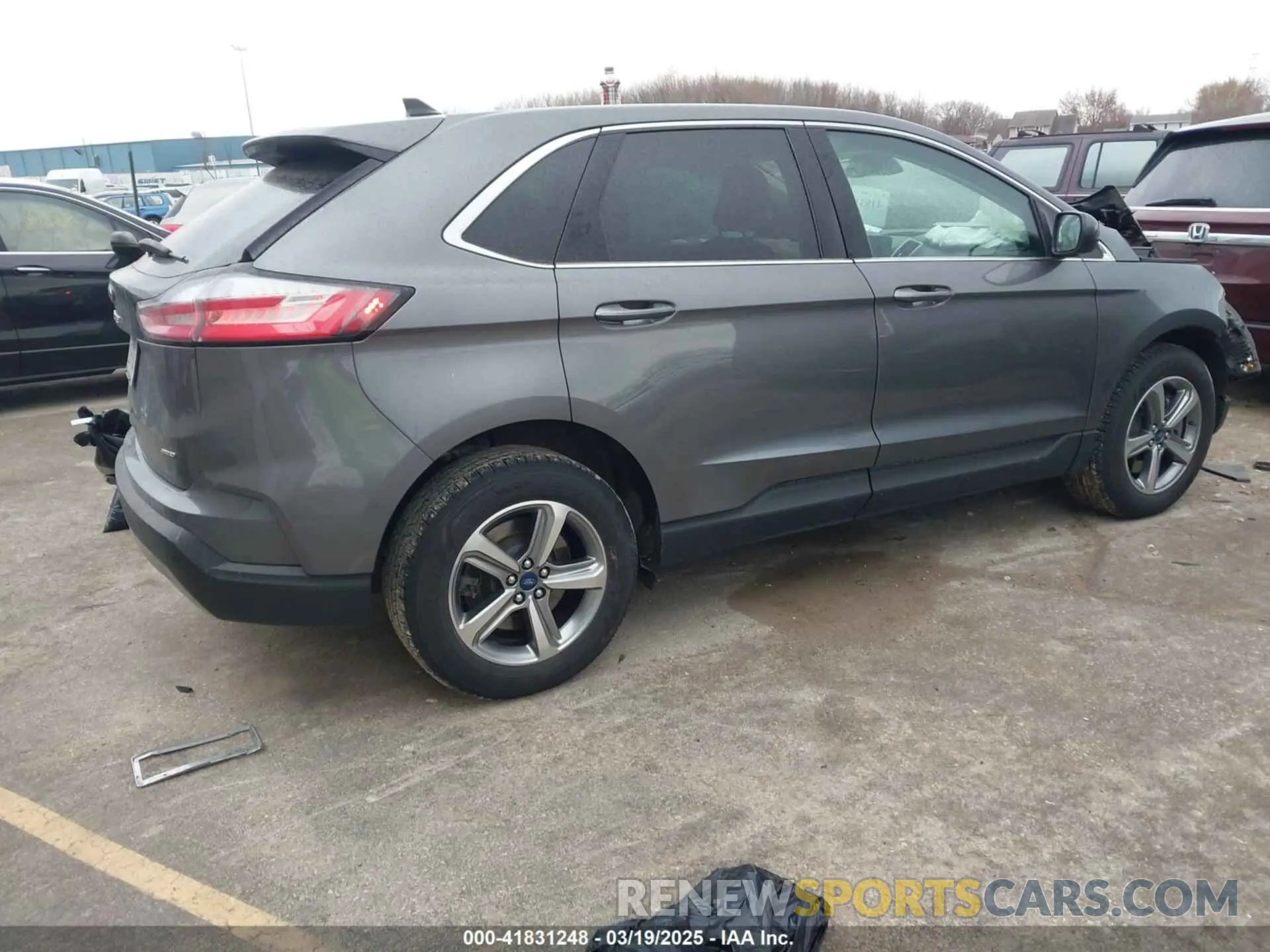4 Photograph of a damaged car 2FMPK4J99MBA20468 FORD EDGE 2021