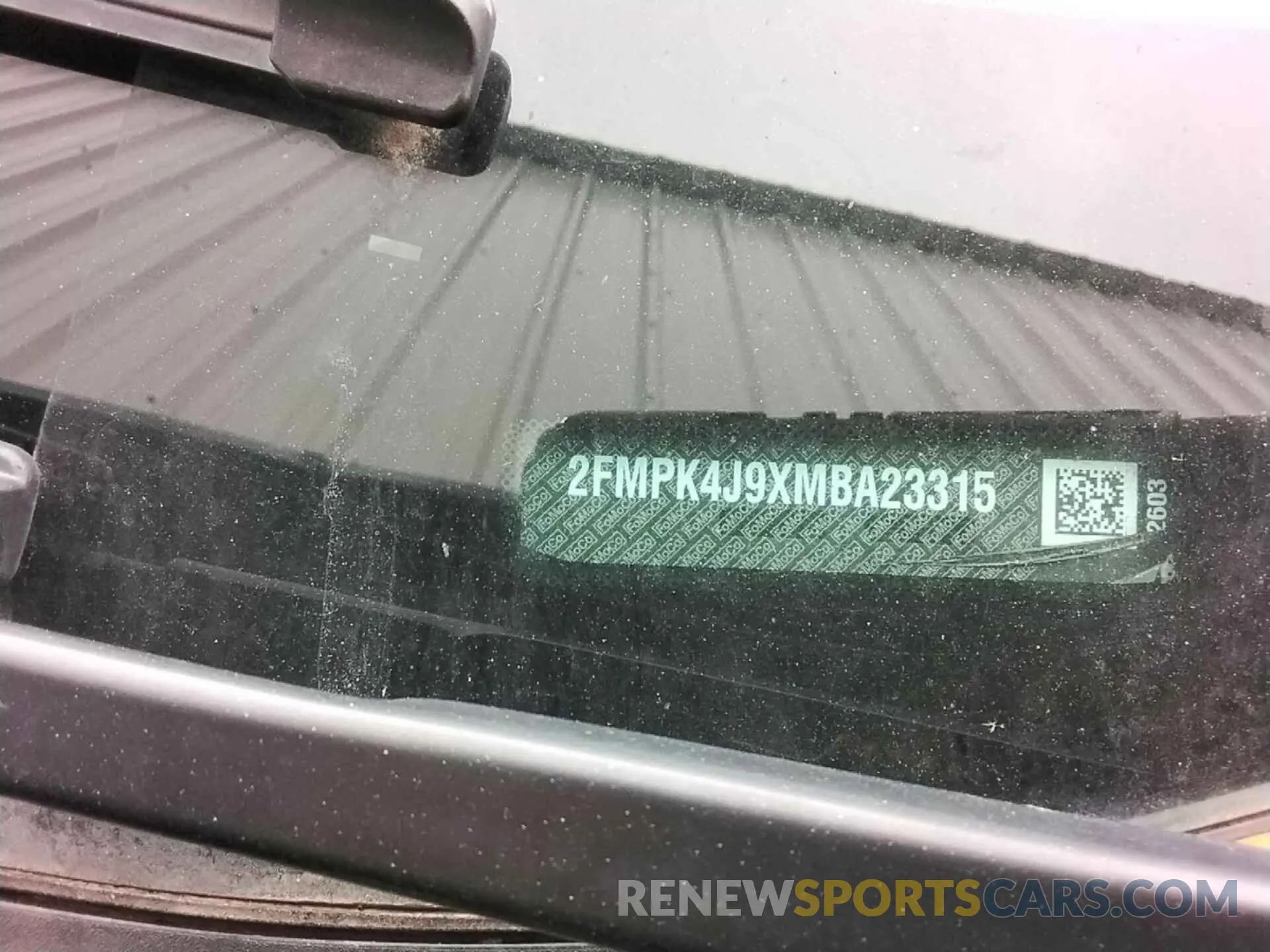 18 Photograph of a damaged car 2FMPK4J9XMBA23315 FORD EDGE 2021