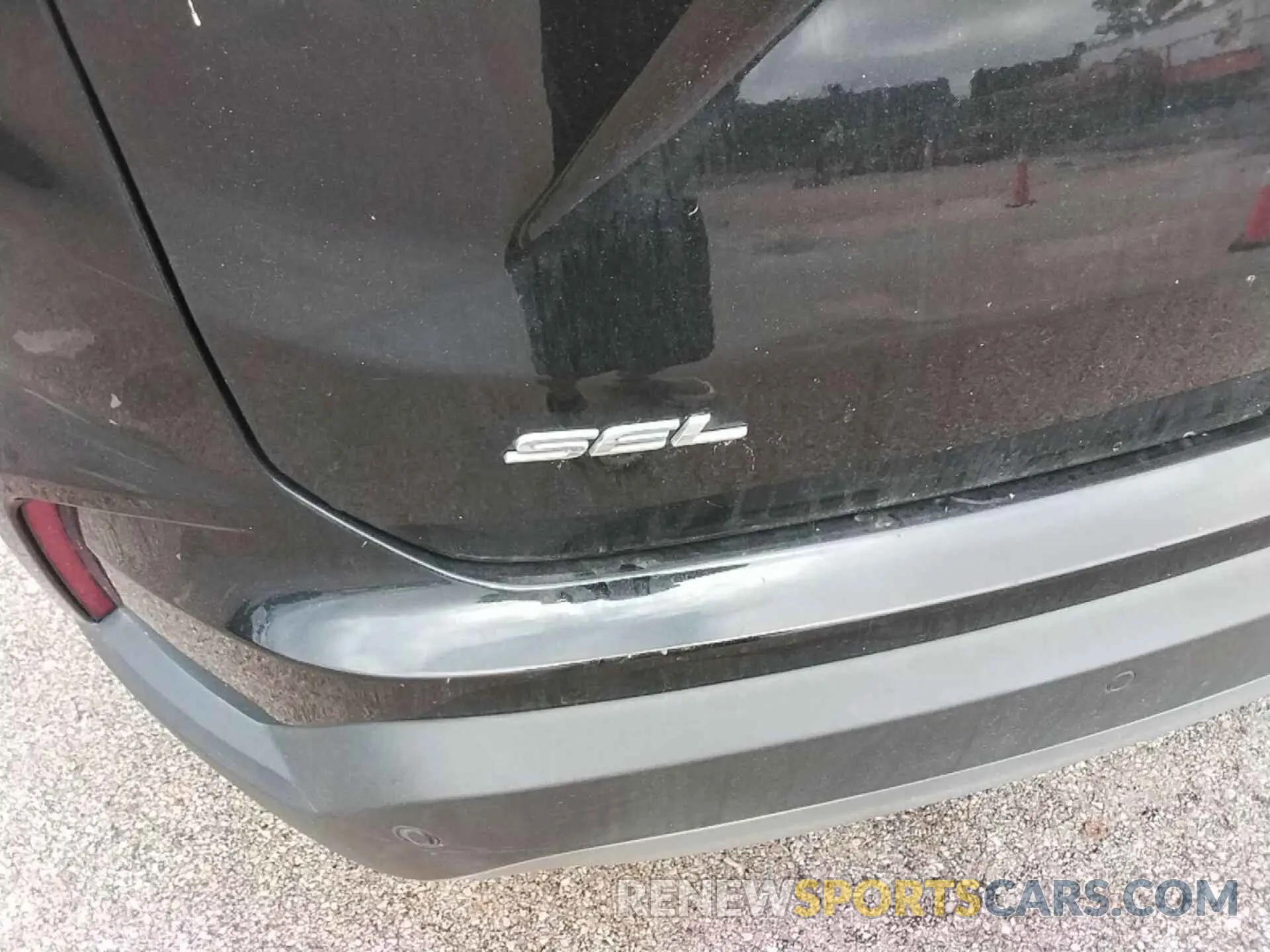 9 Photograph of a damaged car 2FMPK4J9XMBA23315 FORD EDGE 2021