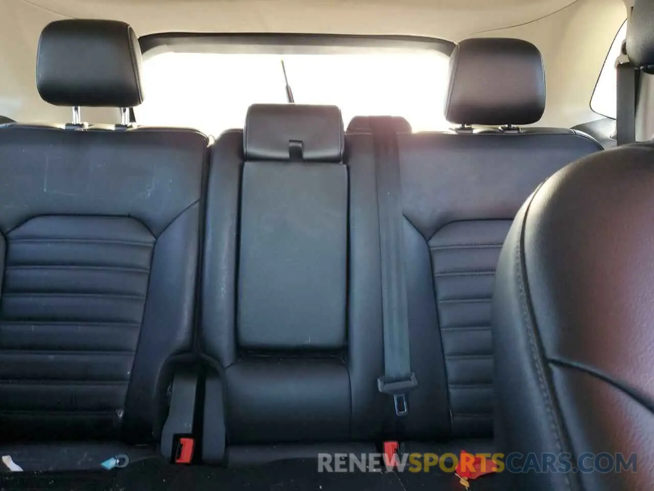 10 Photograph of a damaged car 2FMPK4J9XMBA25095 FORD EDGE 2021