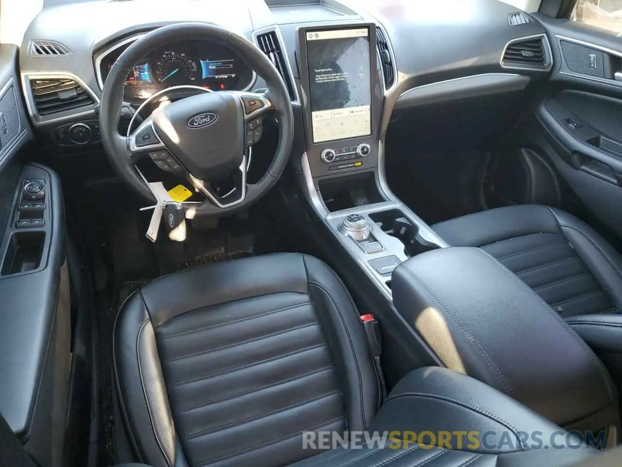 8 Photograph of a damaged car 2FMPK4J9XMBA25095 FORD EDGE 2021