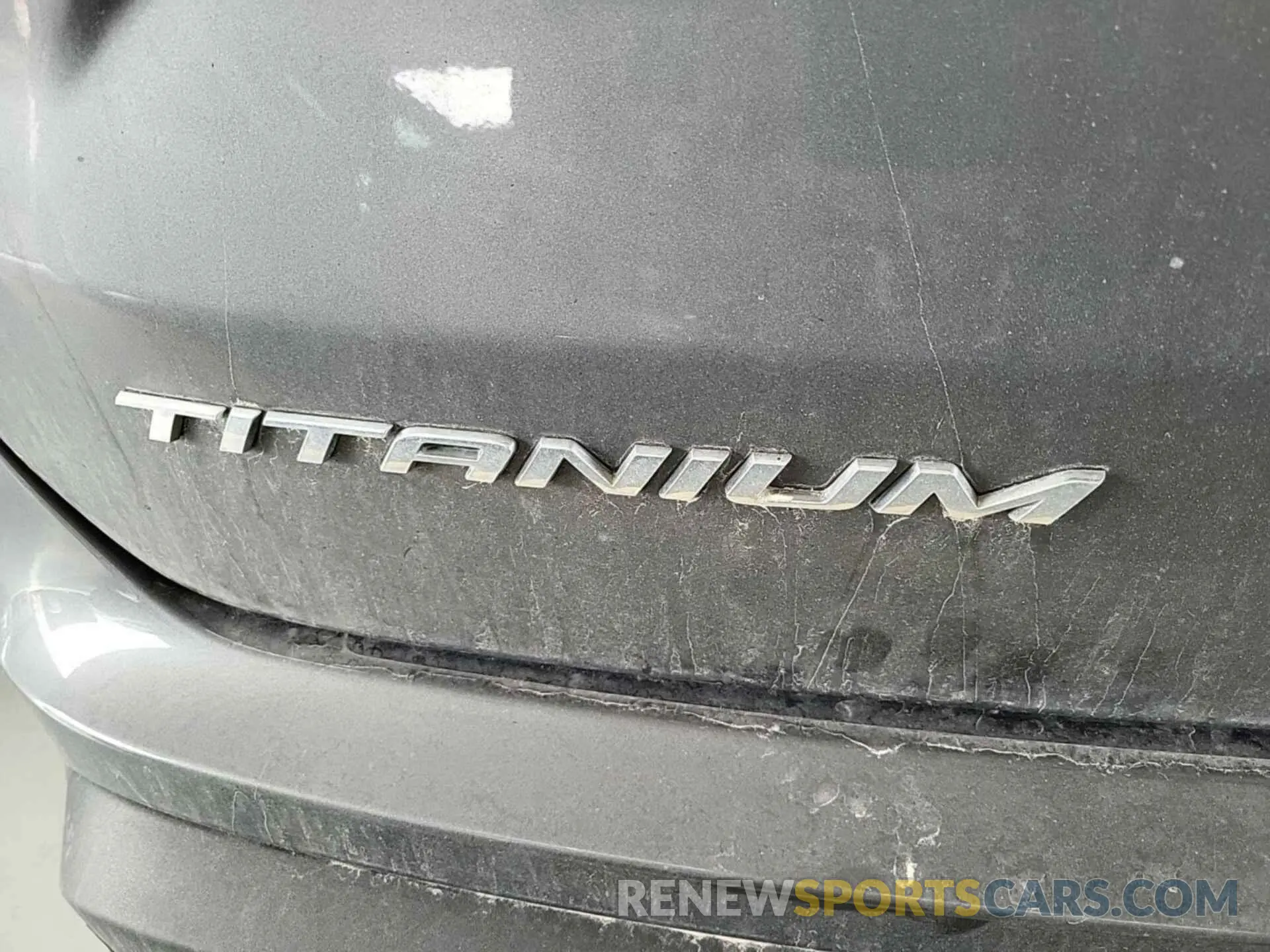18 Photograph of a damaged car 2FMPK4K90MBA53549 FORD EDGE 2021