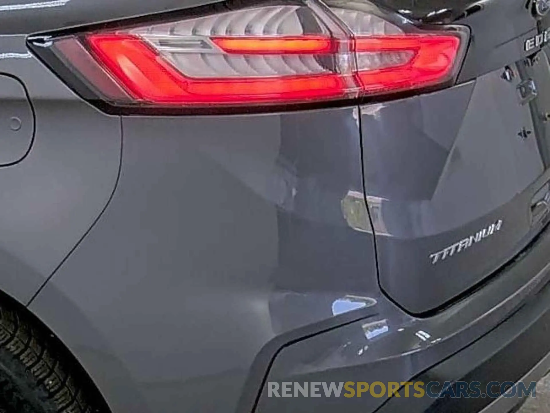 24 Photograph of a damaged car 2FMPK4K90MBA53549 FORD EDGE 2021