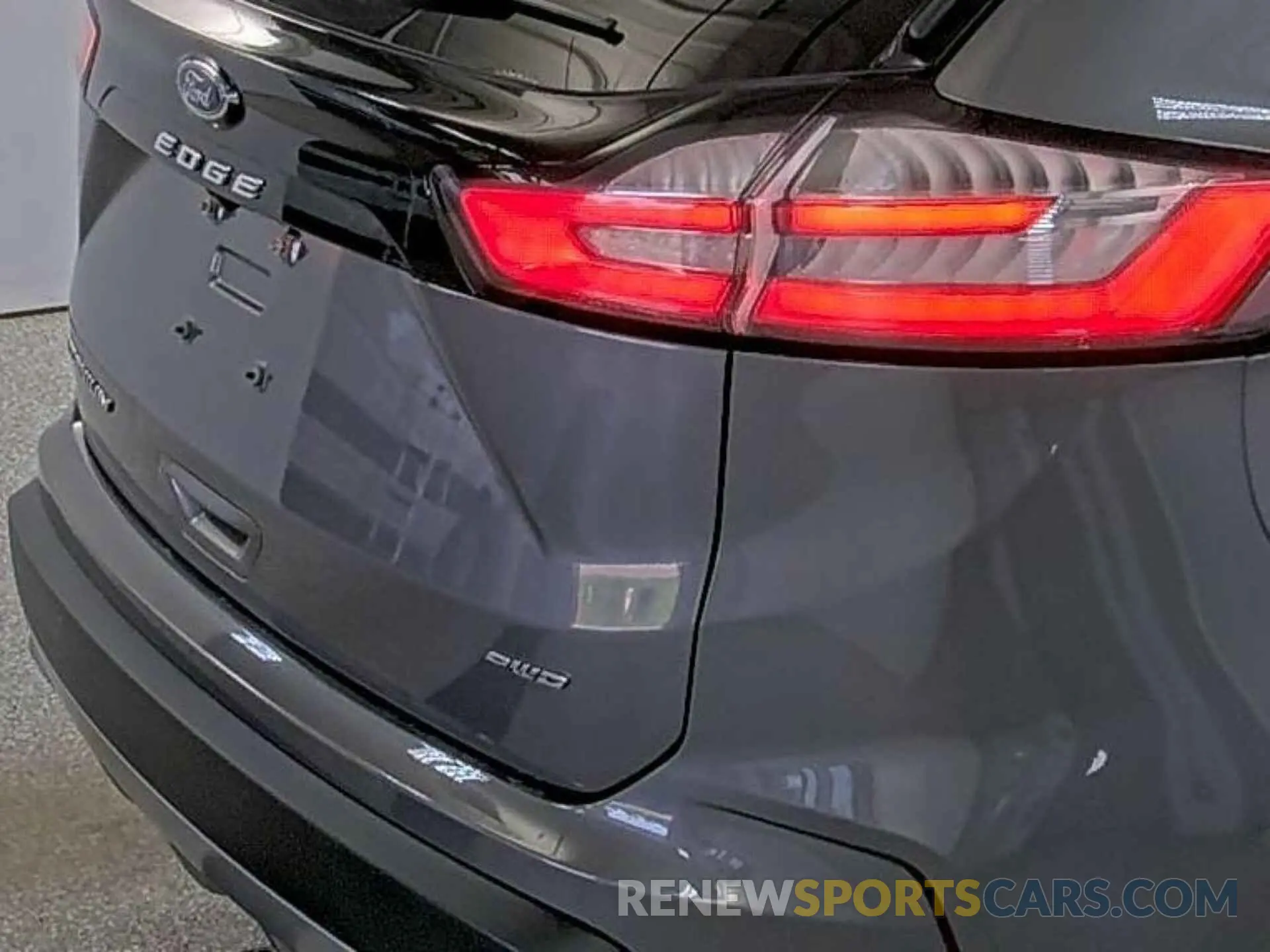 29 Photograph of a damaged car 2FMPK4K90MBA53549 FORD EDGE 2021