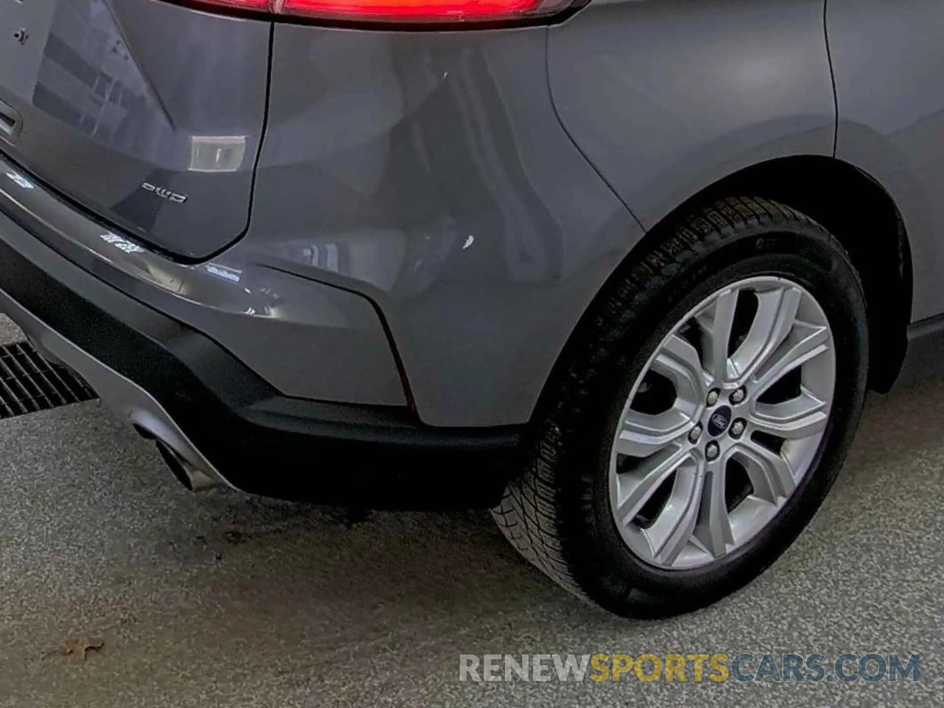 35 Photograph of a damaged car 2FMPK4K90MBA53549 FORD EDGE 2021