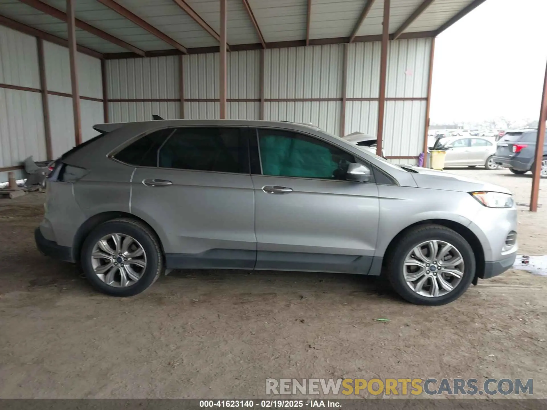 12 Photograph of a damaged car 2FMPK4K91MBA20947 FORD EDGE 2021