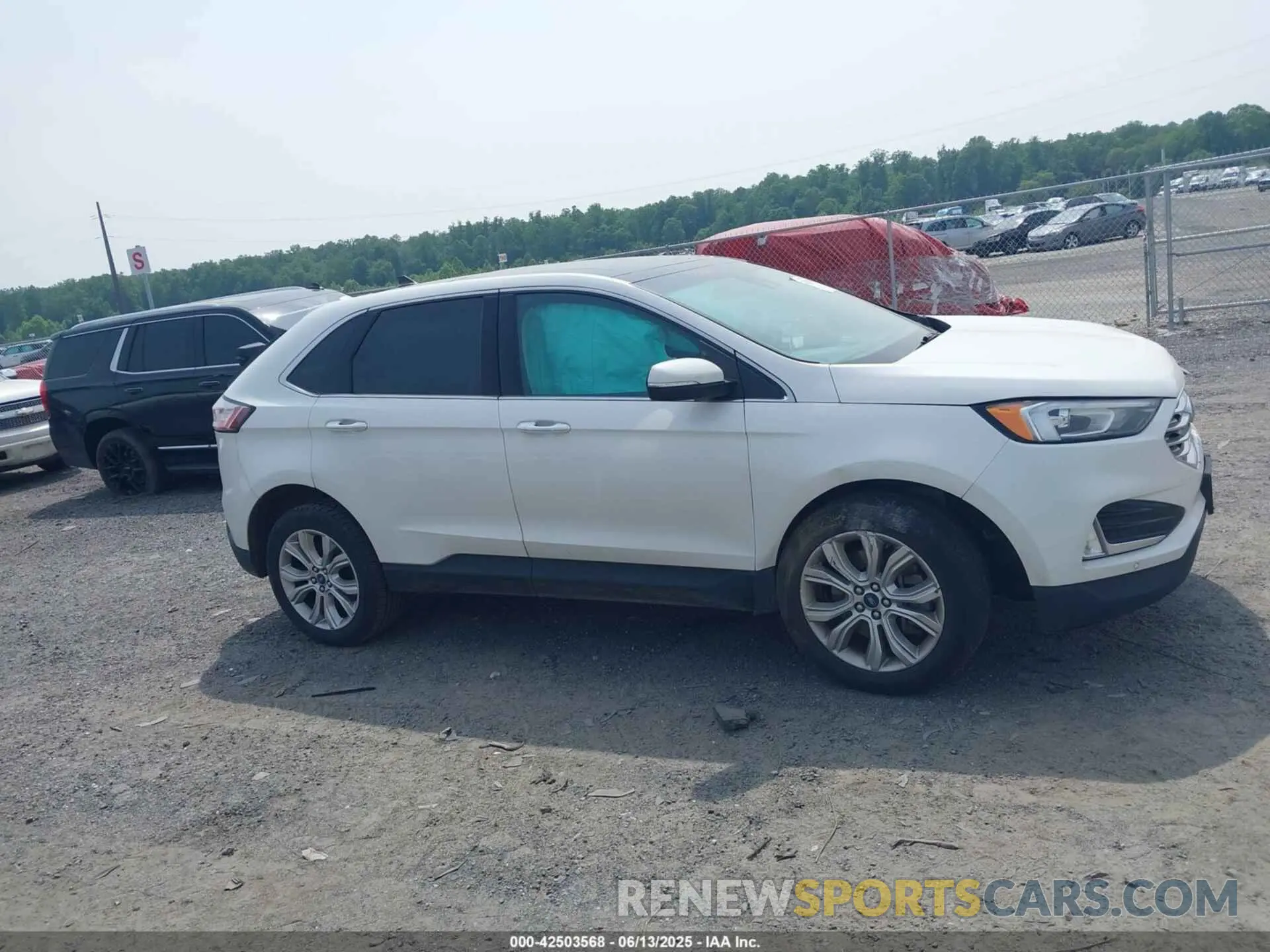 13 Photograph of a damaged car 2FMPK4K93MBA13403 FORD EDGE 2021