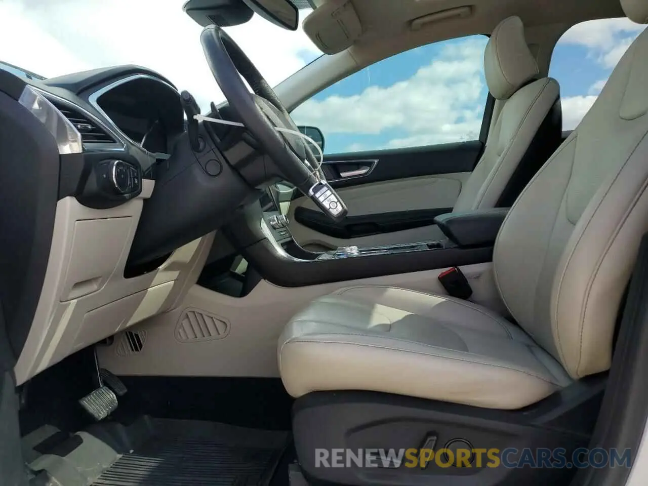 7 Photograph of a damaged car 2FMPK4K93MBA52444 FORD EDGE 2021