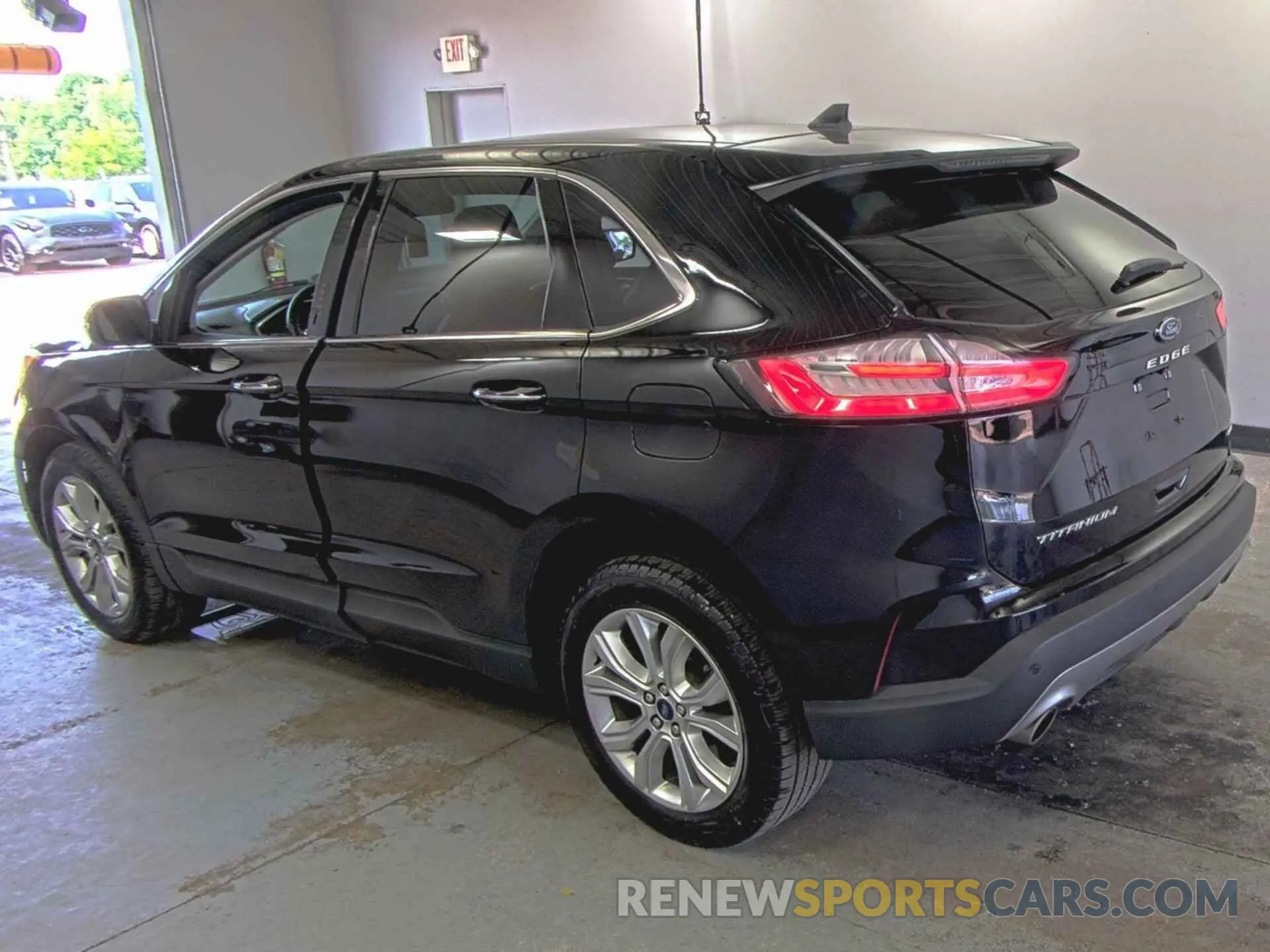 14 Photograph of a damaged car 2FMPK4K94MBA50492 FORD EDGE 2021
